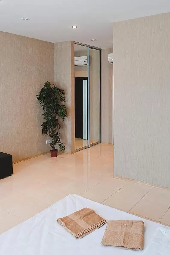 Other, Bed in Hotel 8th Mile