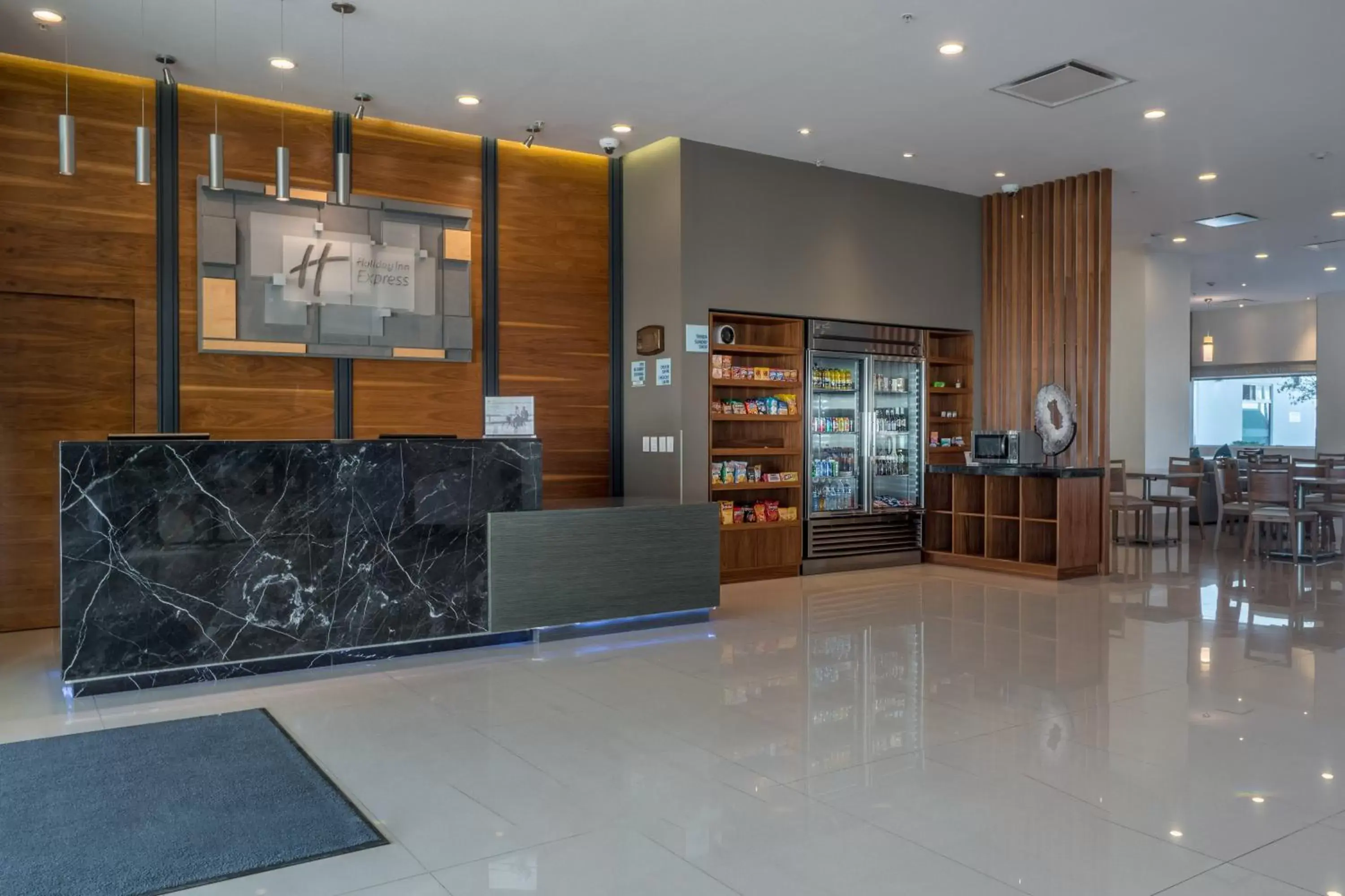 Property building, Lobby/Reception in Holiday Inn Express & Suites Silao Aeropuerto Terminal, an IHG Hotel