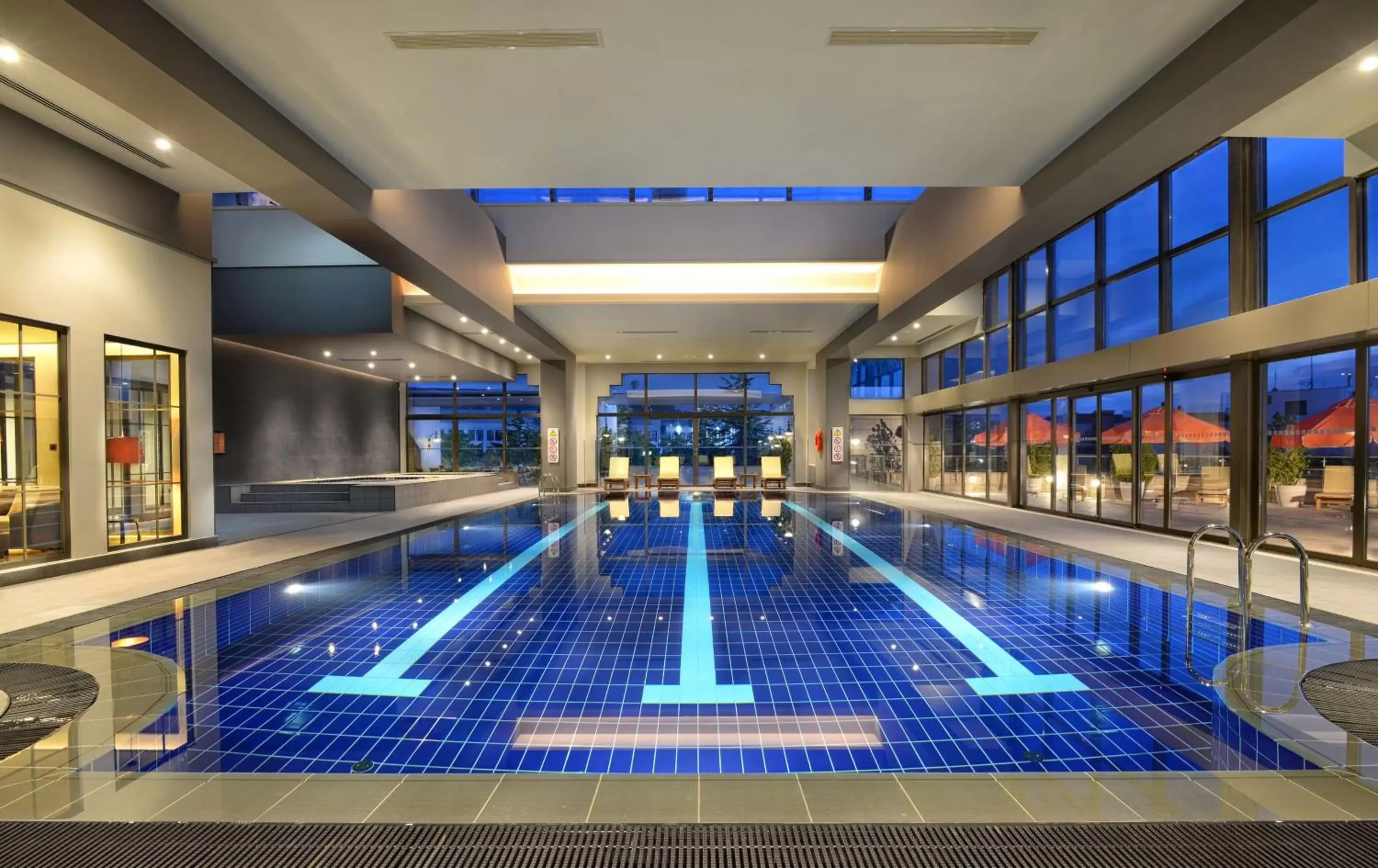 Swimming Pool in Ankara HiltonSA