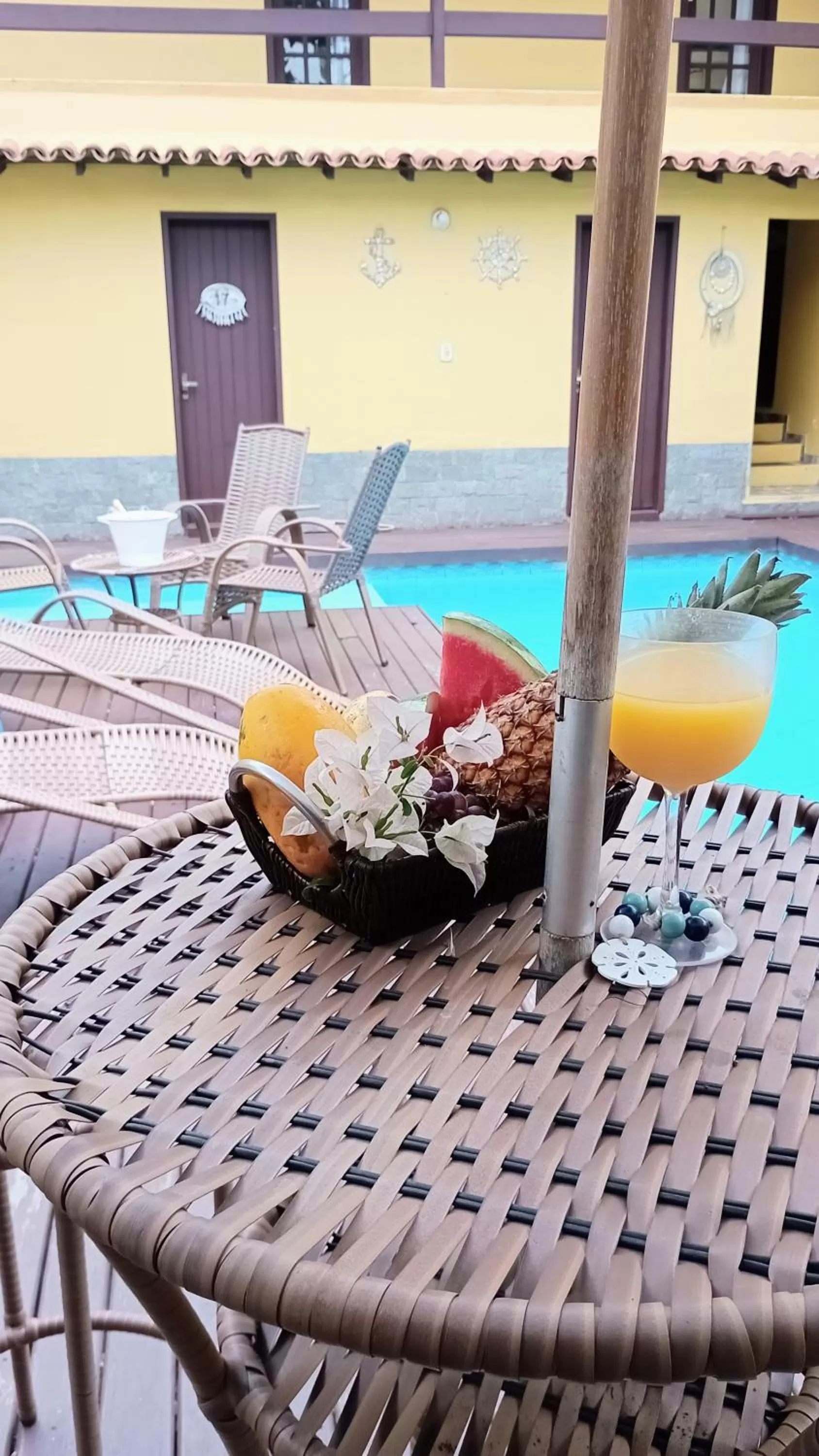 Swimming Pool in Hibiscos Pousada