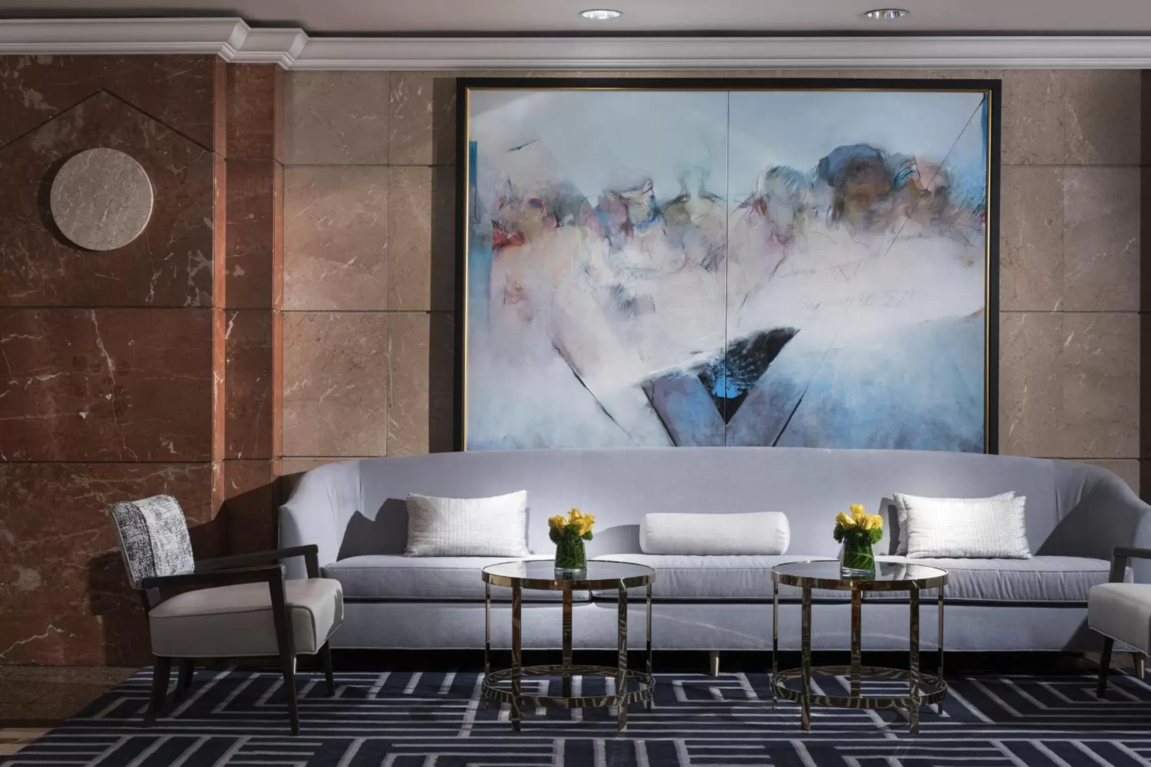 Communal lounge/ TV room, Seating Area in Four Seasons Hotel Atlanta