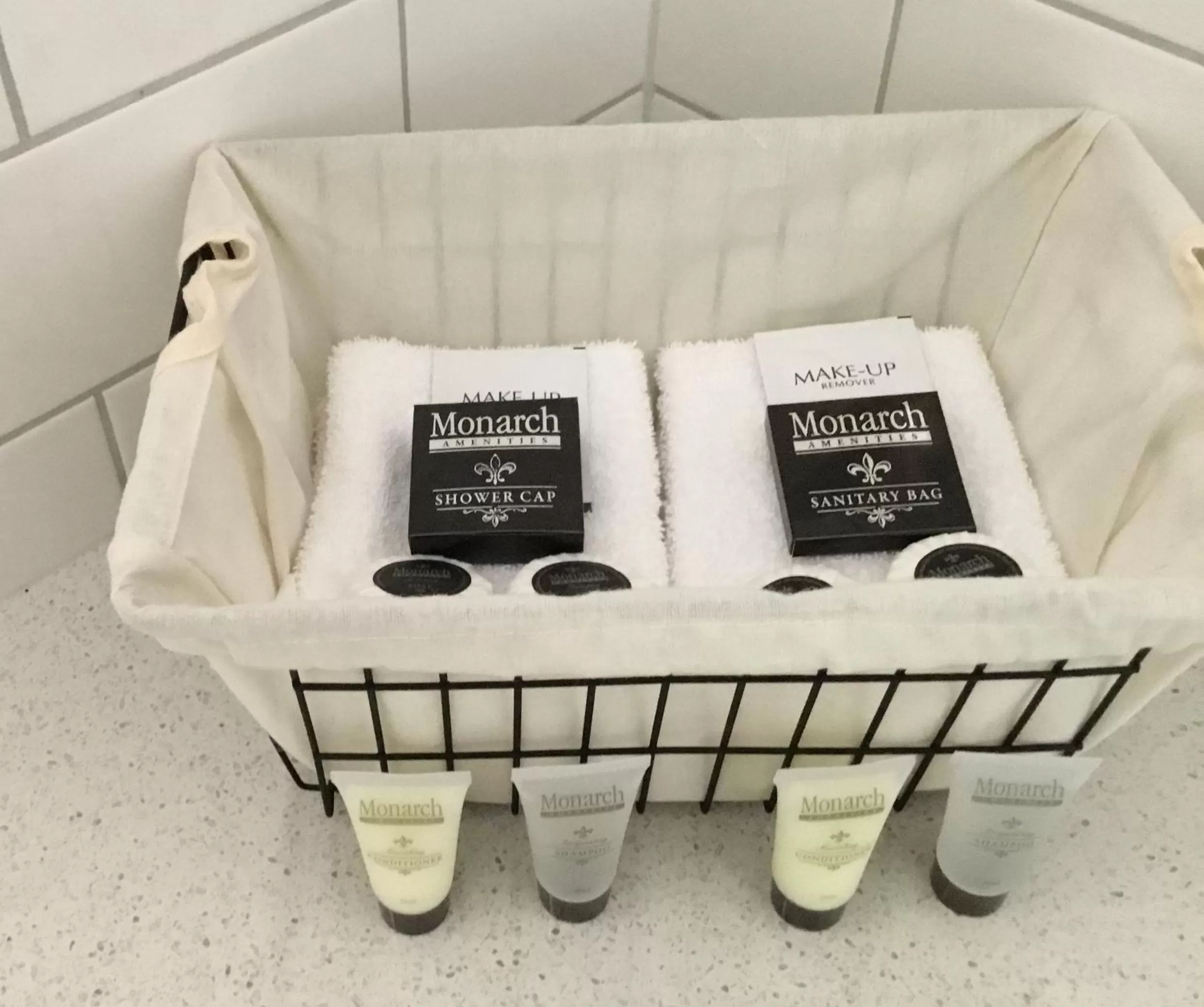 Other, Bed in Addison Motor Inn