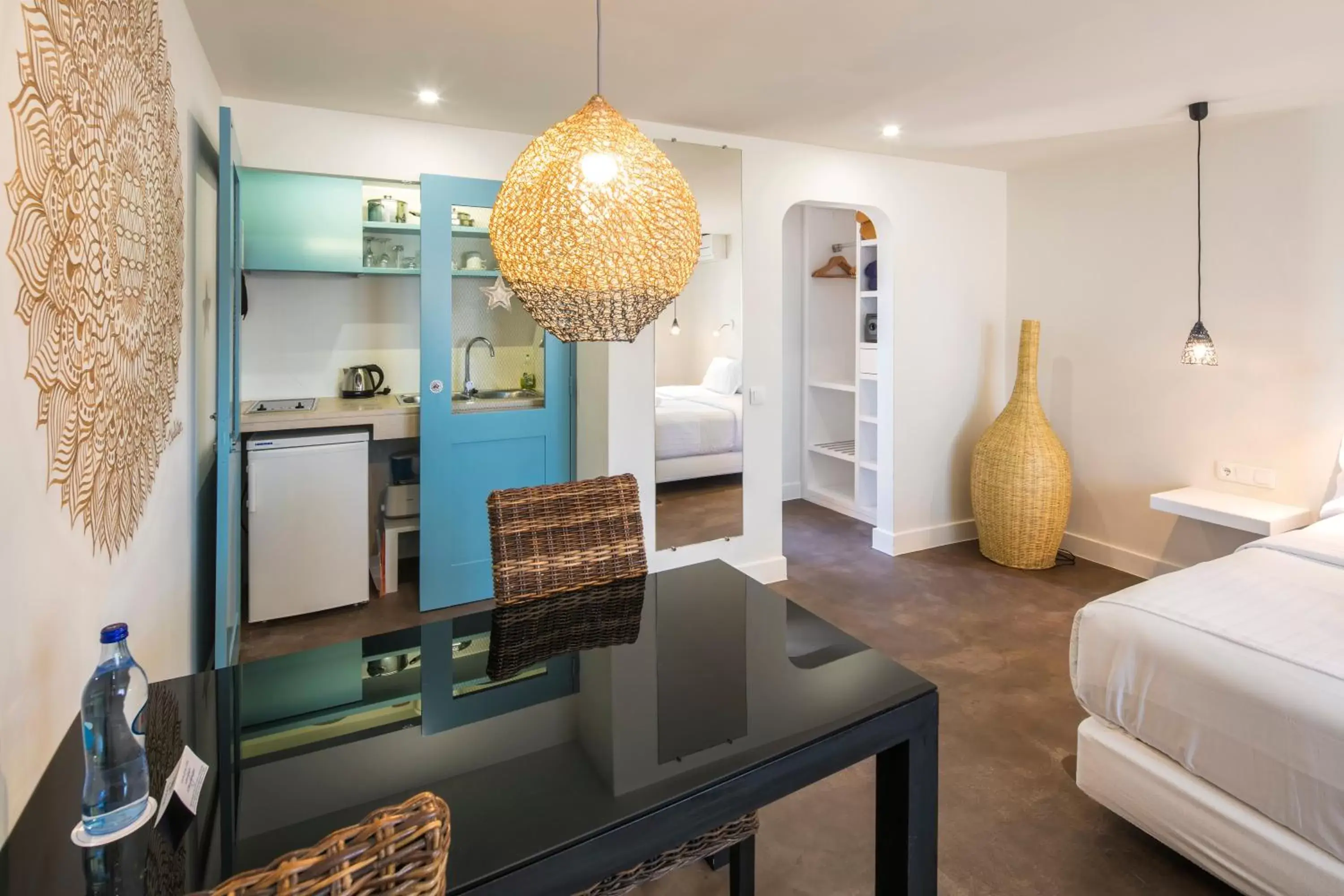 Kitchen or kitchenette, Seating Area in Costa d'Oiro Ambiance Village