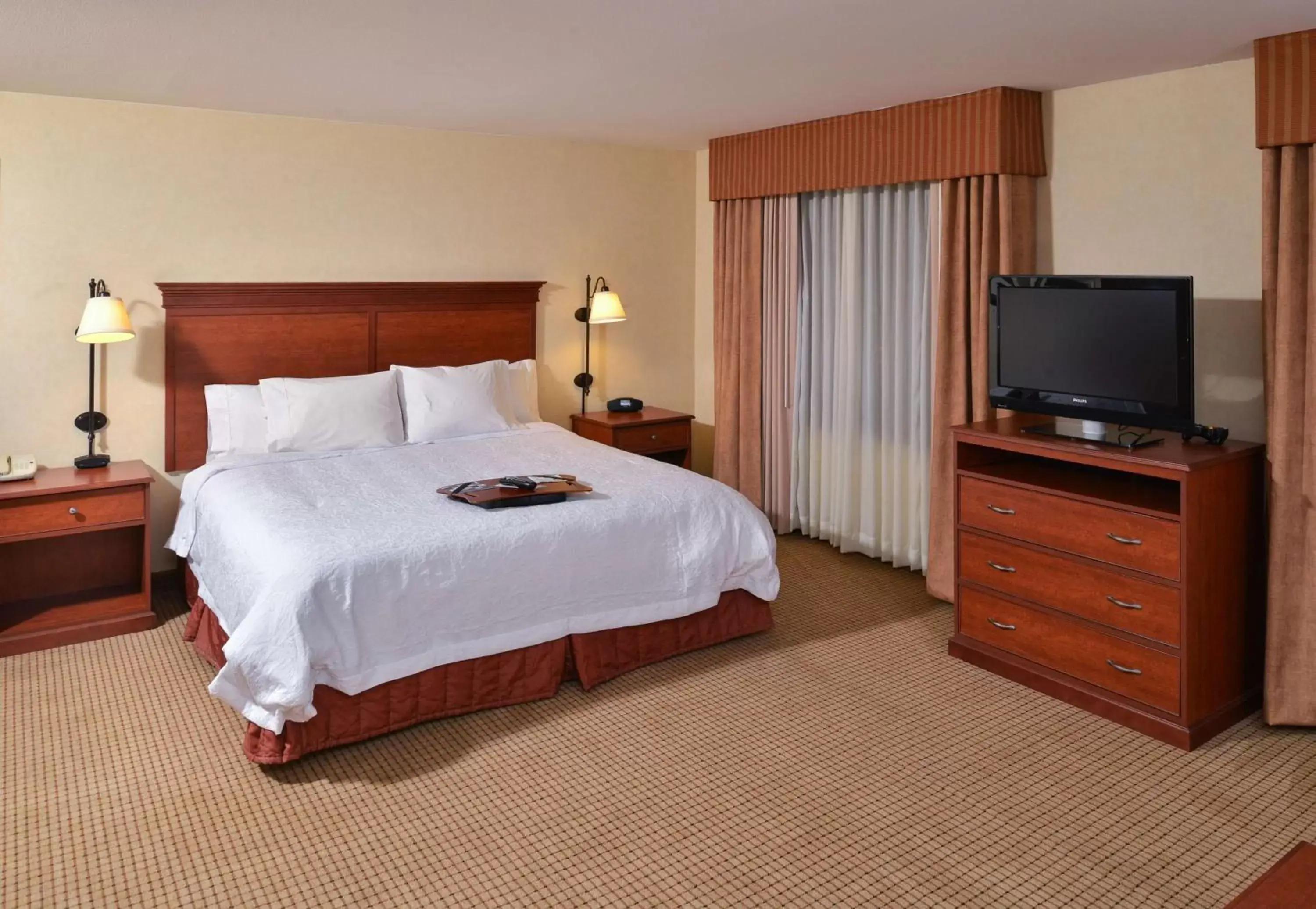 Bedroom, Bed in Hampton Inn Rock Springs