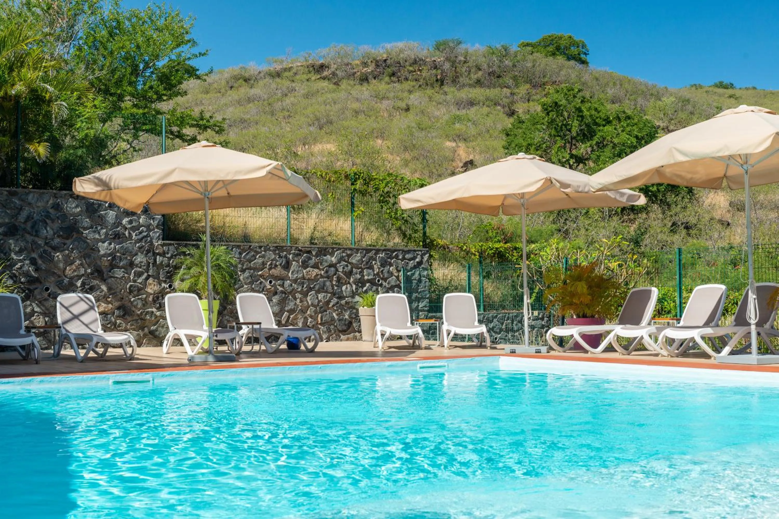 Swimming pool in Tama Hotel