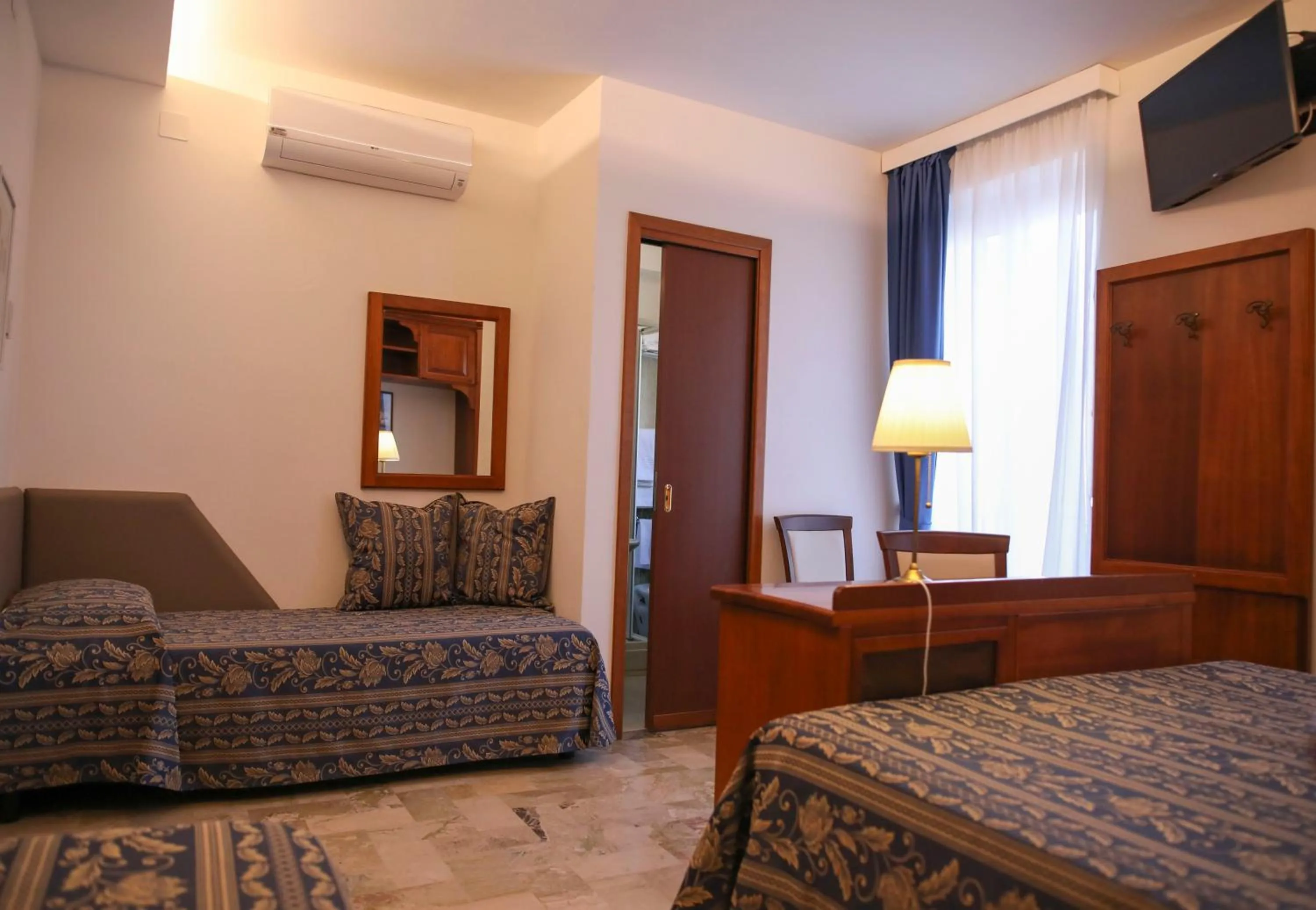 Photo of the whole room, Bed in Hotel La Giara