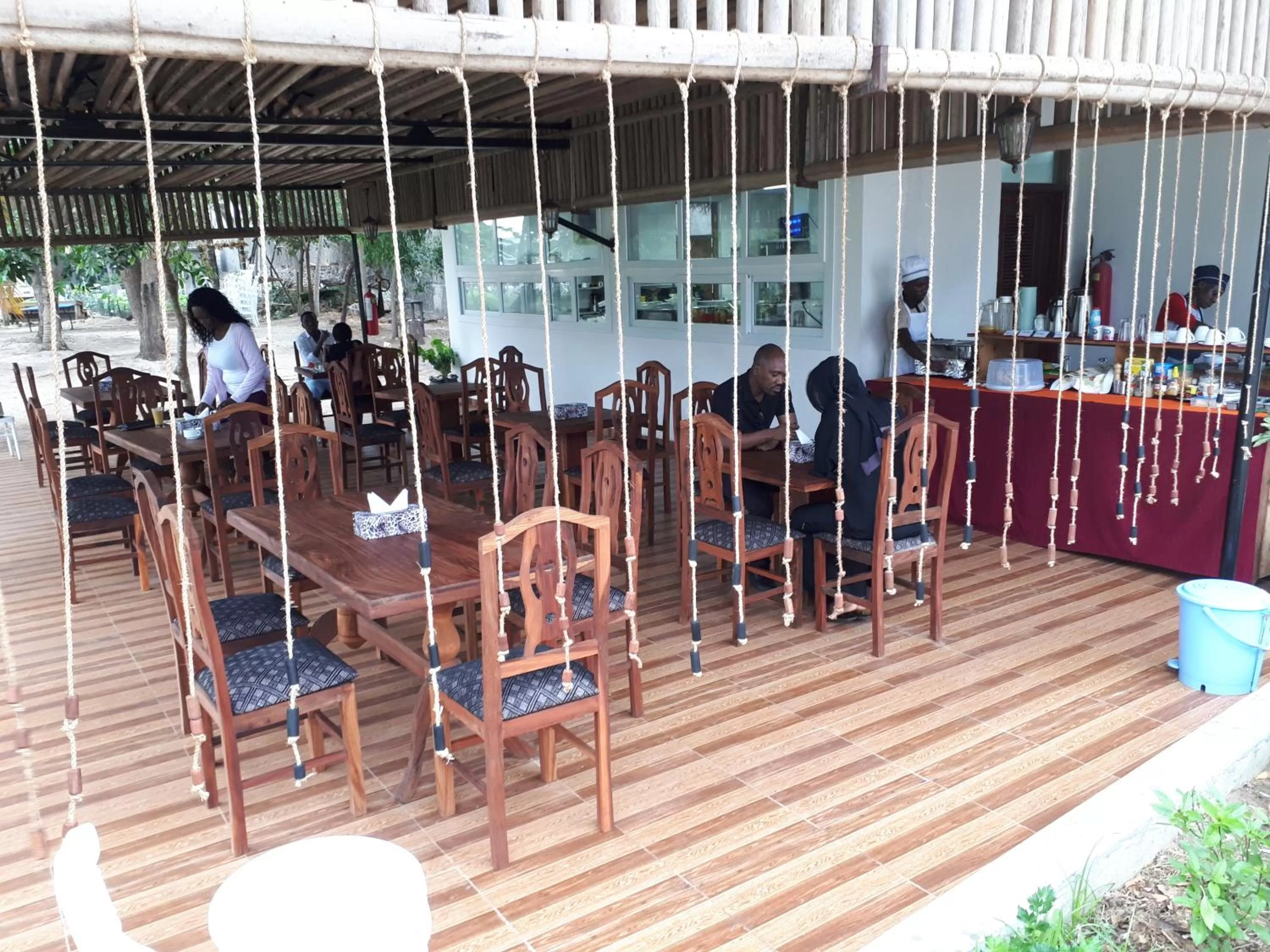 Restaurant/places to eat in Kijiji Beach Resort