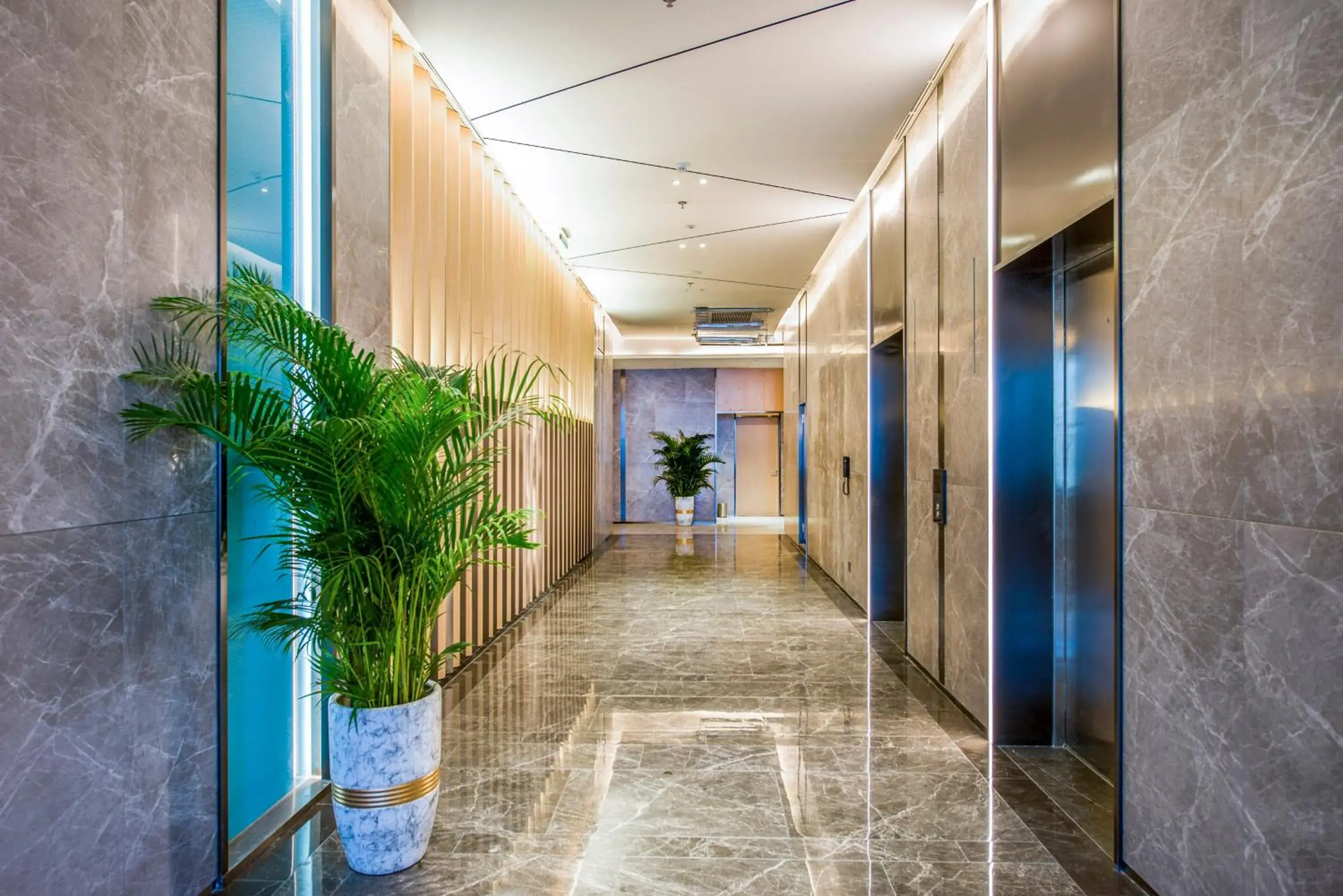 Lobby or reception in Holiday Inn Express Foshan Beijiao, an IHG Hotel