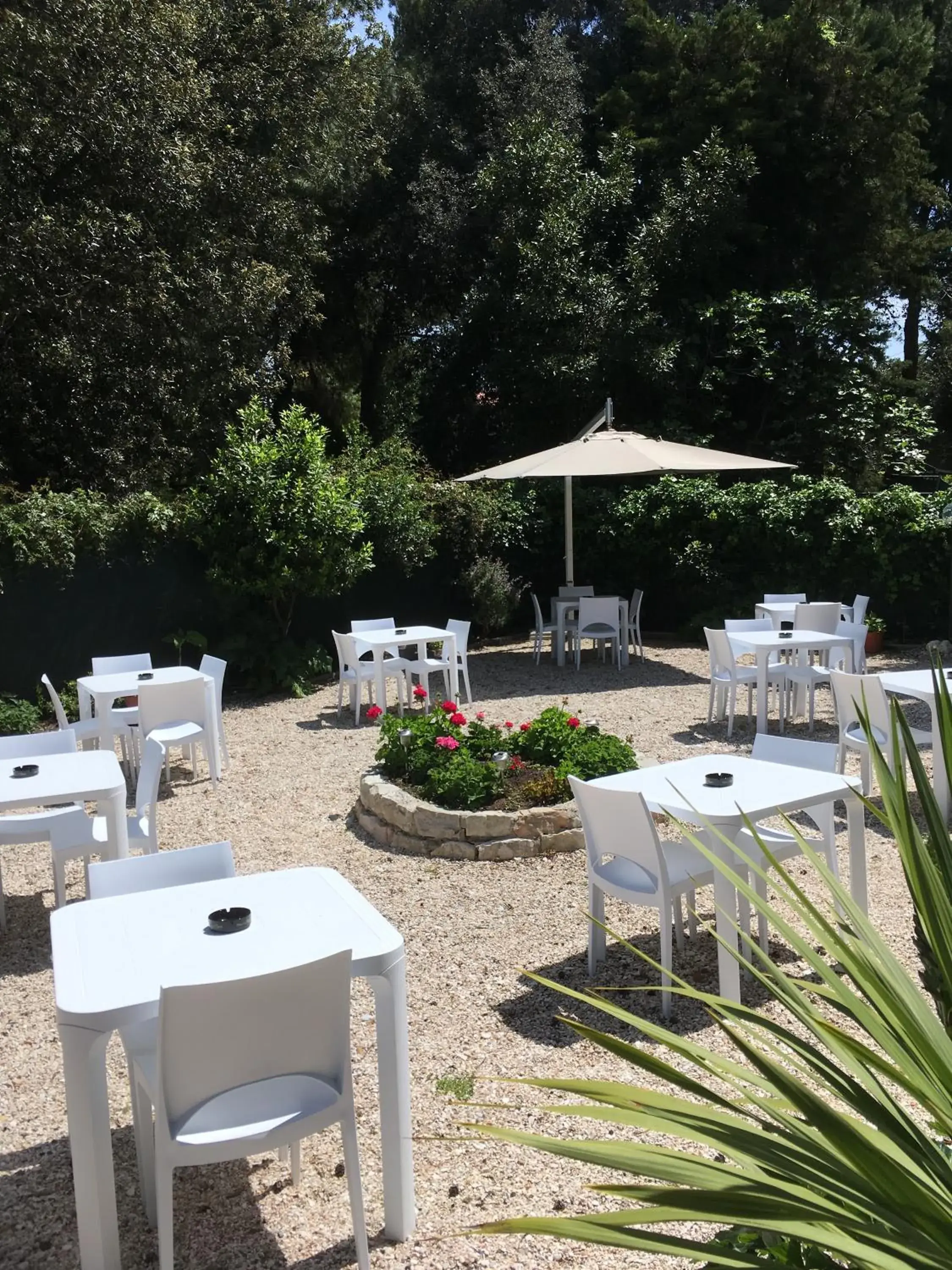 Garden, Restaurant/Places to Eat in Hotel Il Parco Sirolo