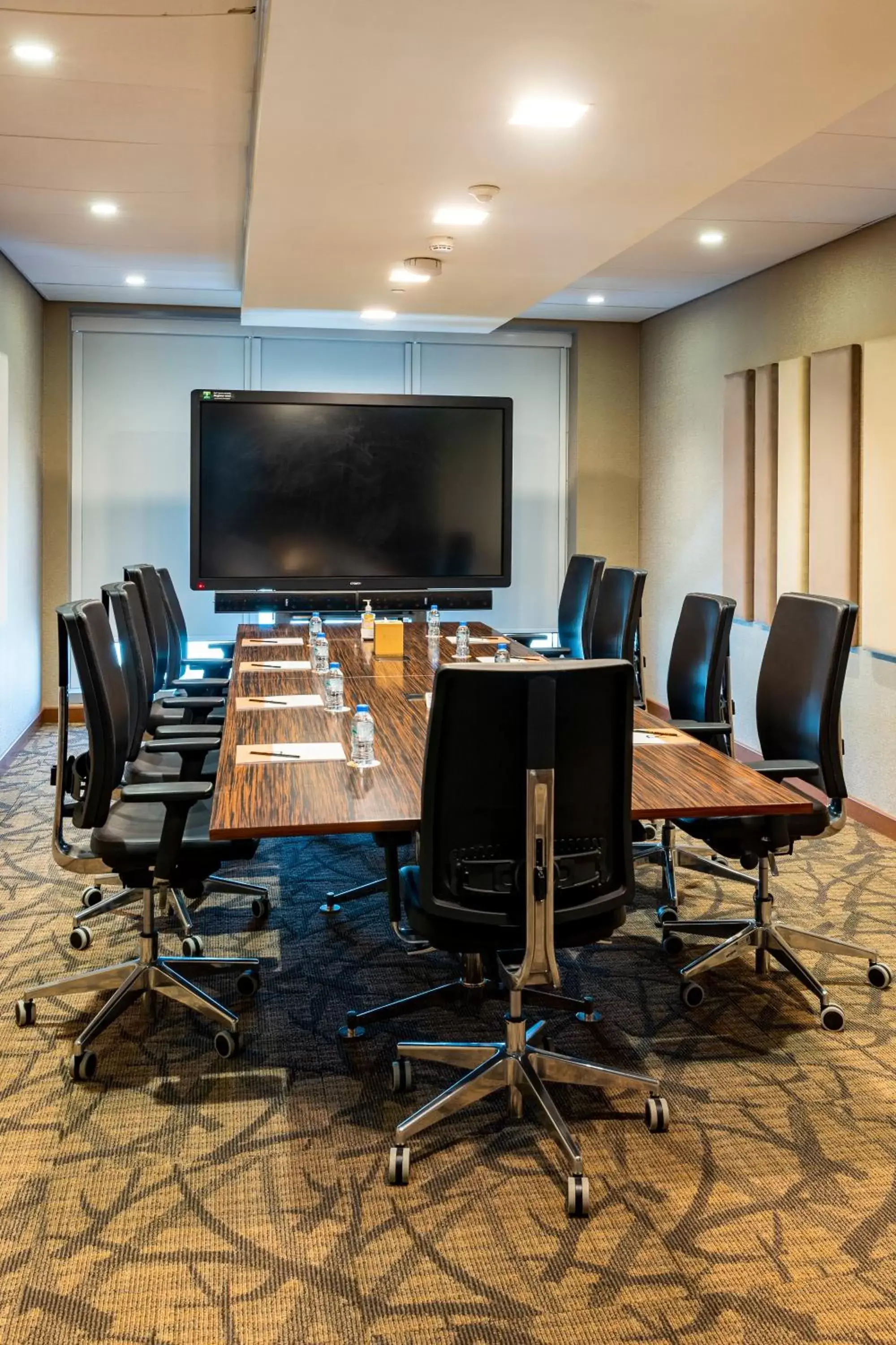 Meeting/conference room, Business Area/Conference Room in Remal Hotel