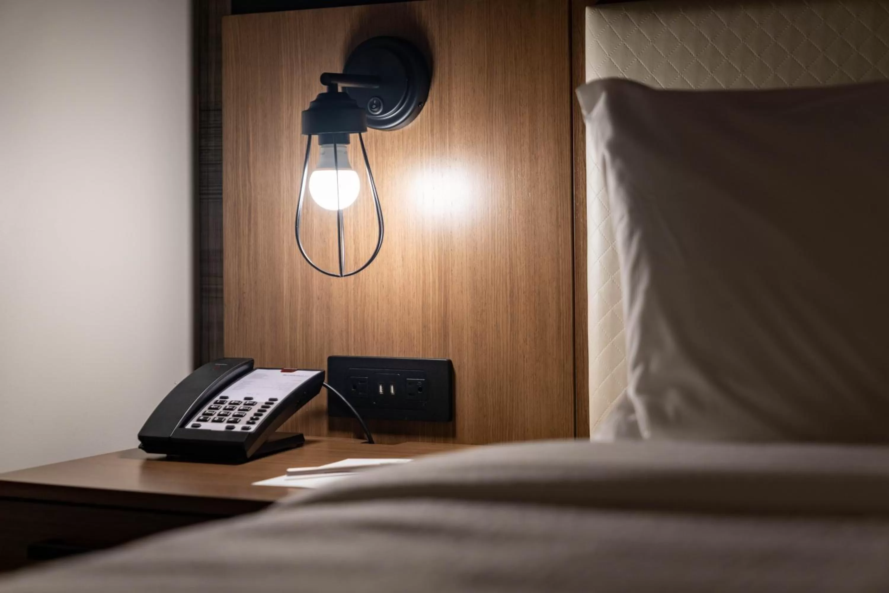 Decorative detail, Bed in Residence Inn by Marriott San Francisco Airport Millbrae Station