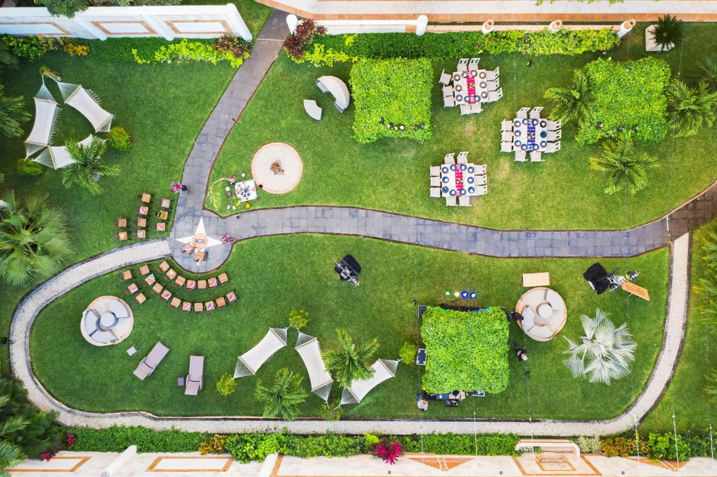 Bird's eye view, Garden View in Hotel Palacio Maya