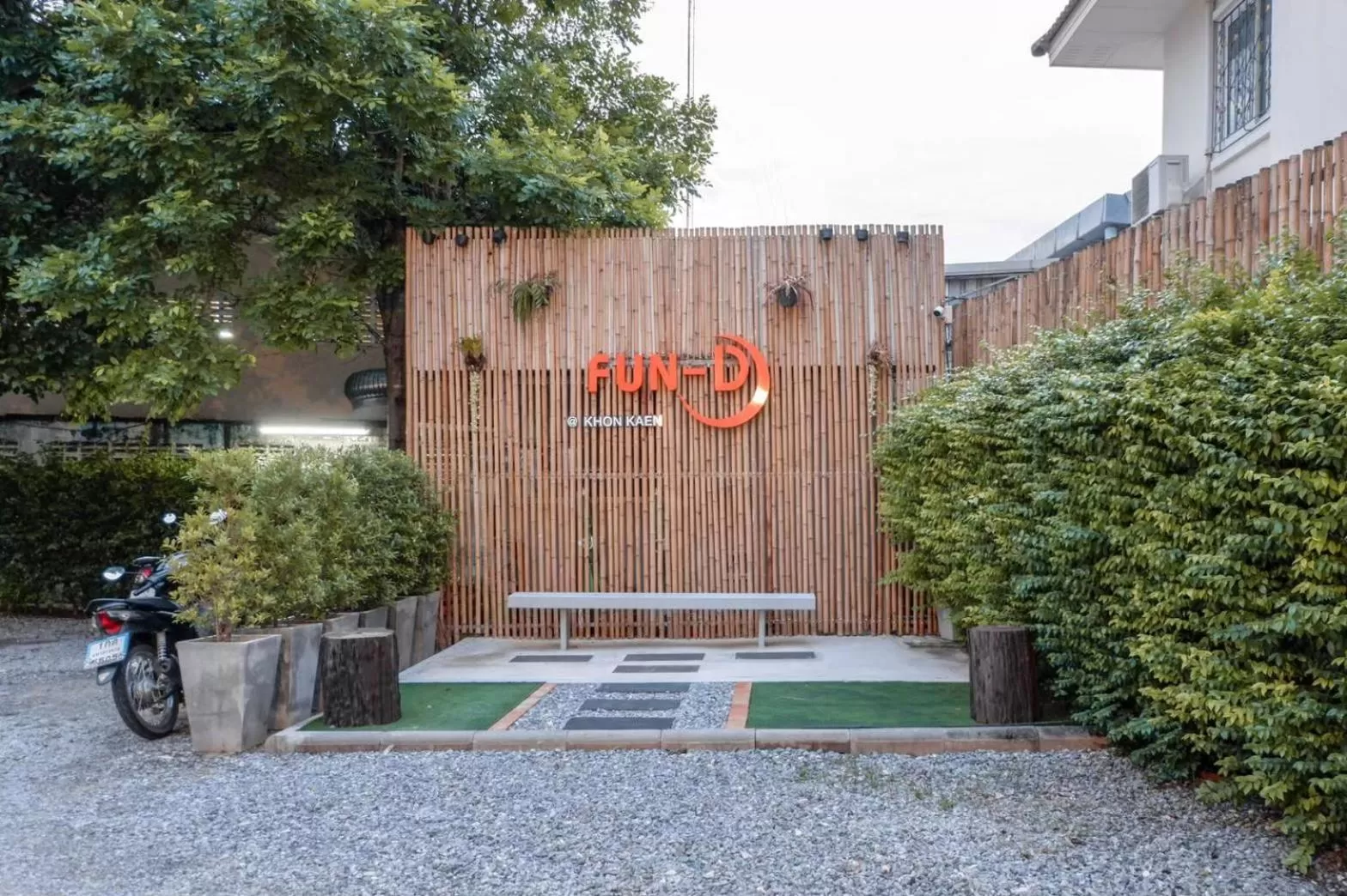 Property building in Fun-D City View SHA Plus