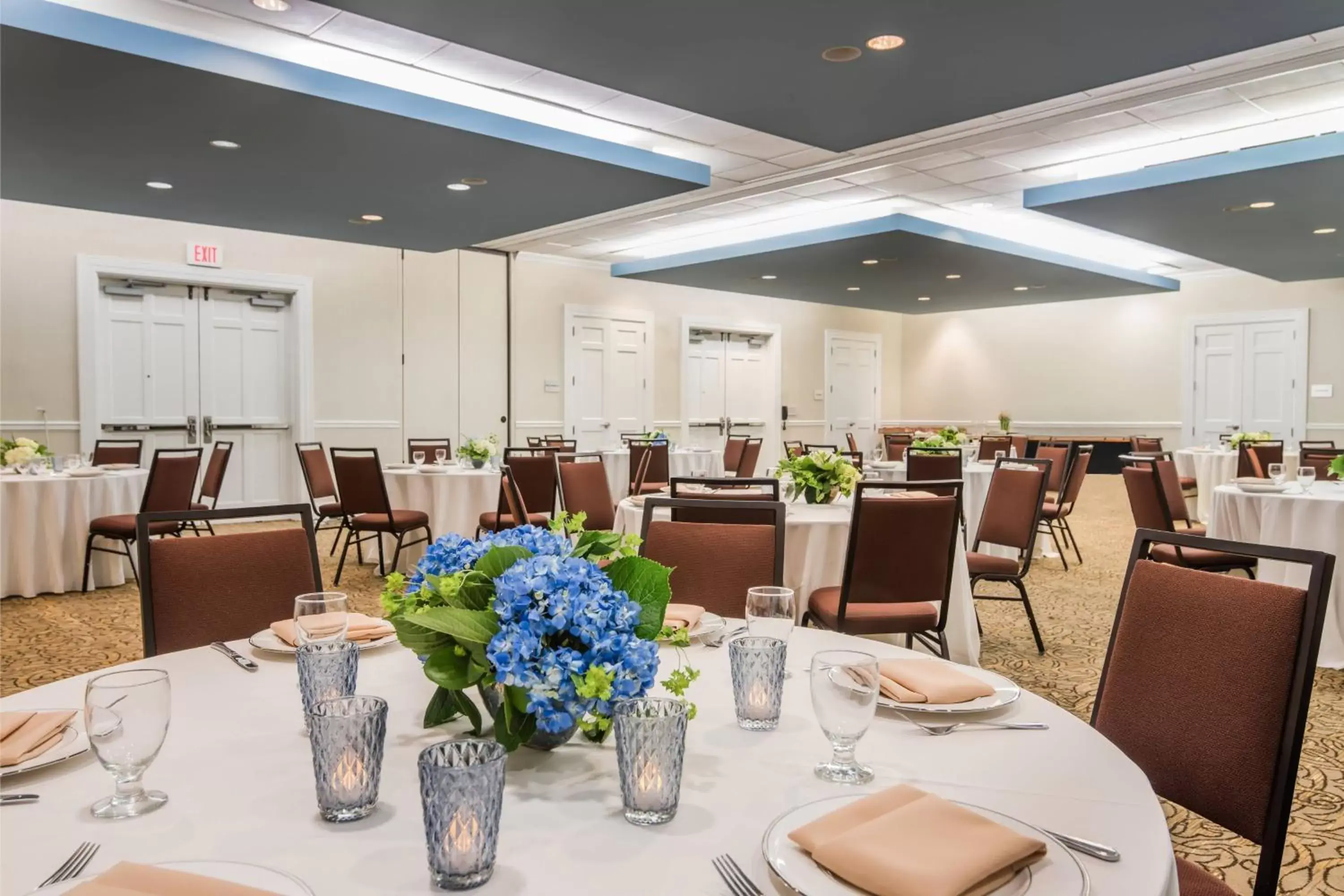 Meeting/conference room, Restaurant/Places to Eat in Courtyard by Marriott Charleston Historic District
