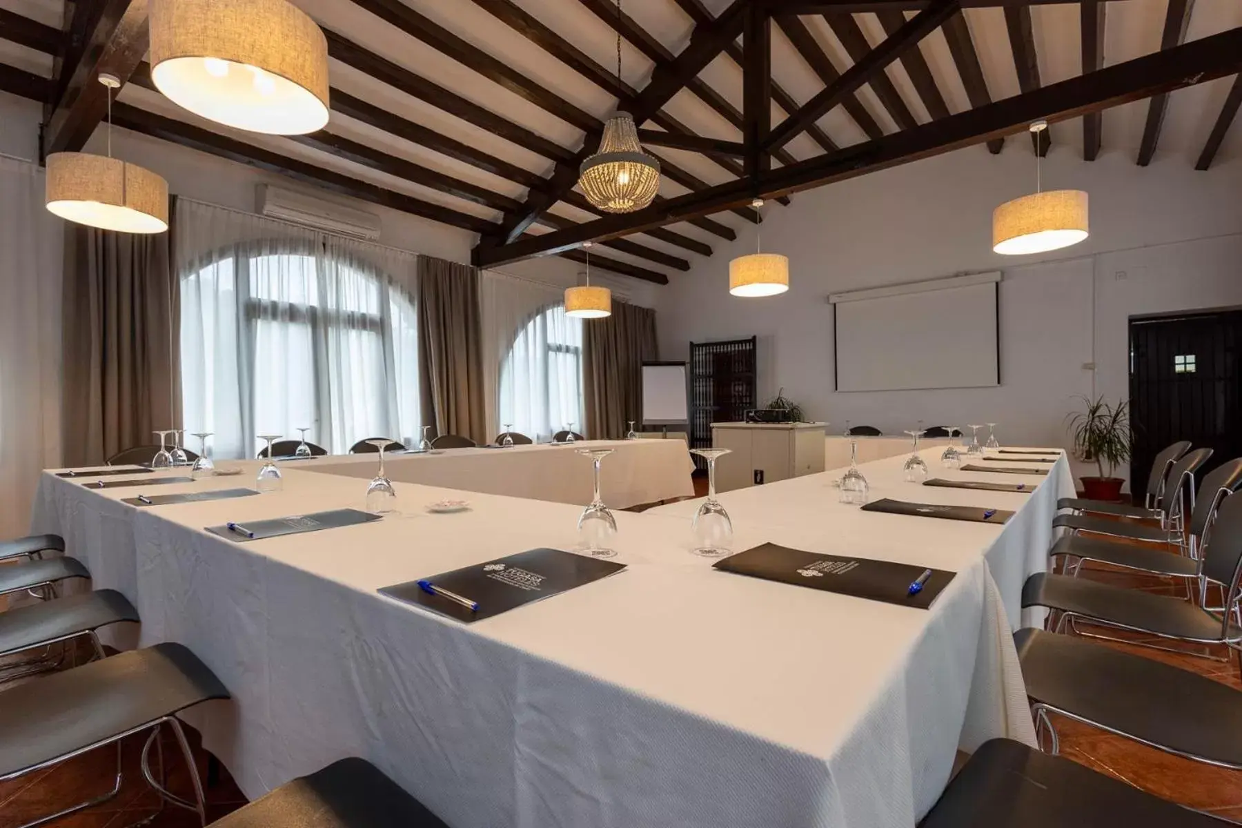Meeting/conference room in Tugasa Las Truchas