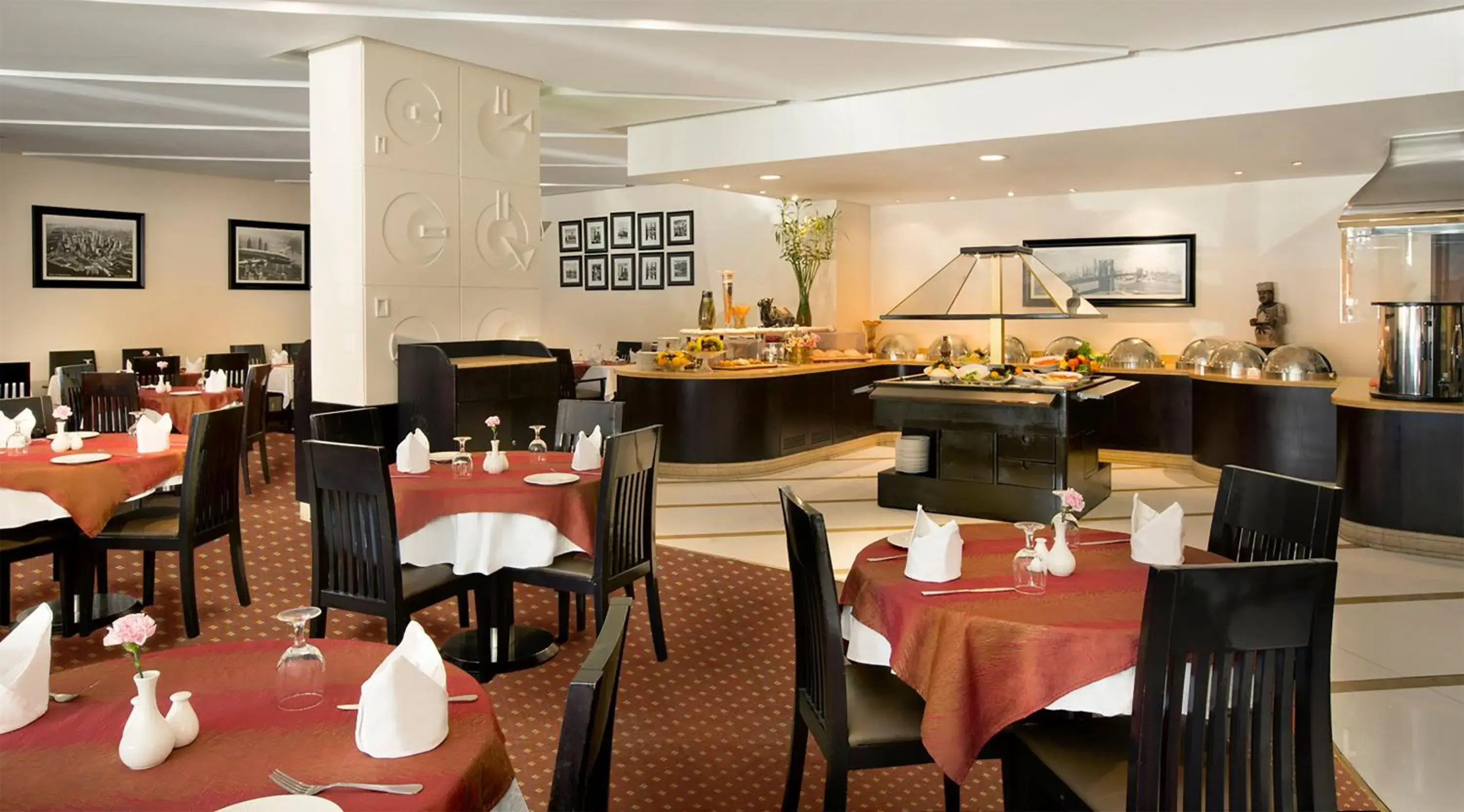 Restaurant/places to eat in Avenue Hotel Dubai Restaurant/places to eat in Avenue Hotel Dubai