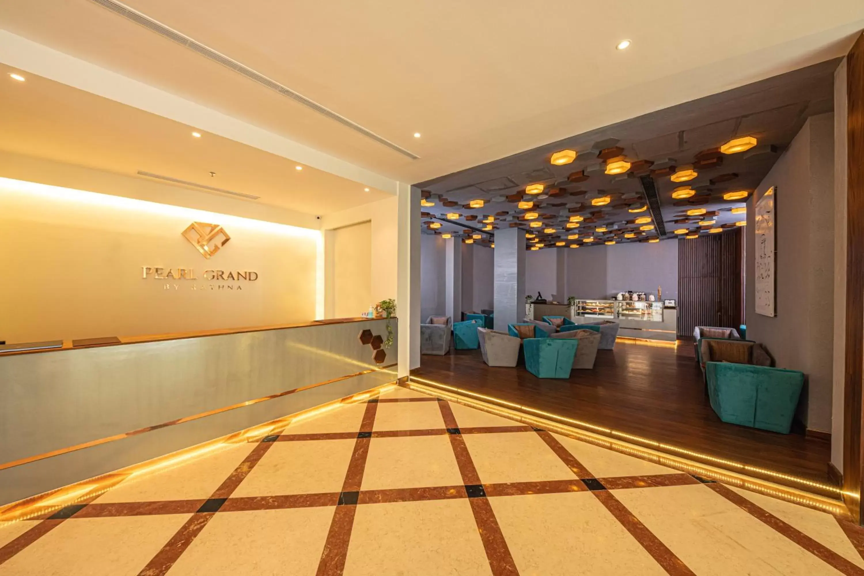 Restaurant/places to eat, Lobby/Reception in Pearl Grand By Rathna