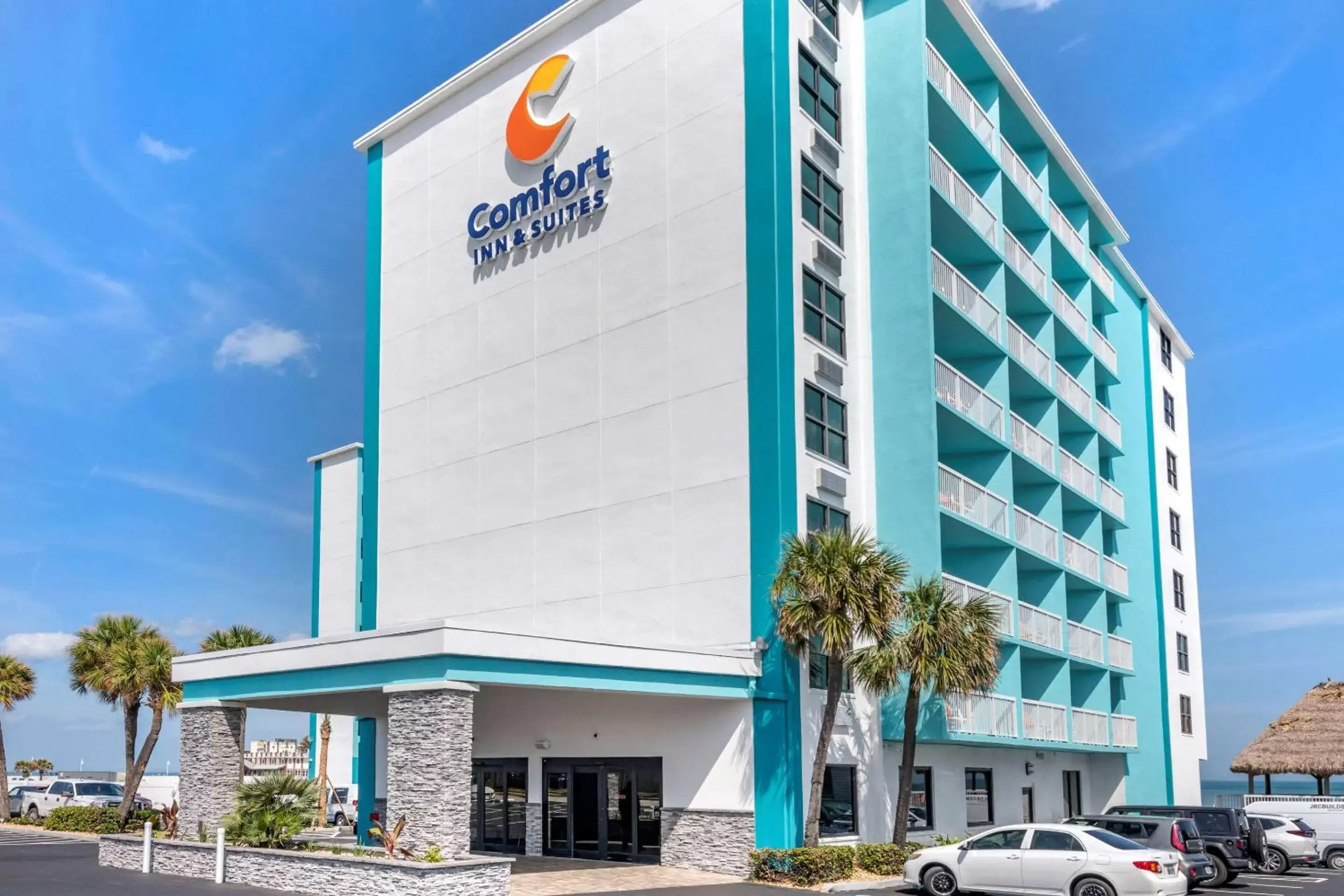 Property Building in Comfort Inn & Suites Daytona Beach Oceanfront