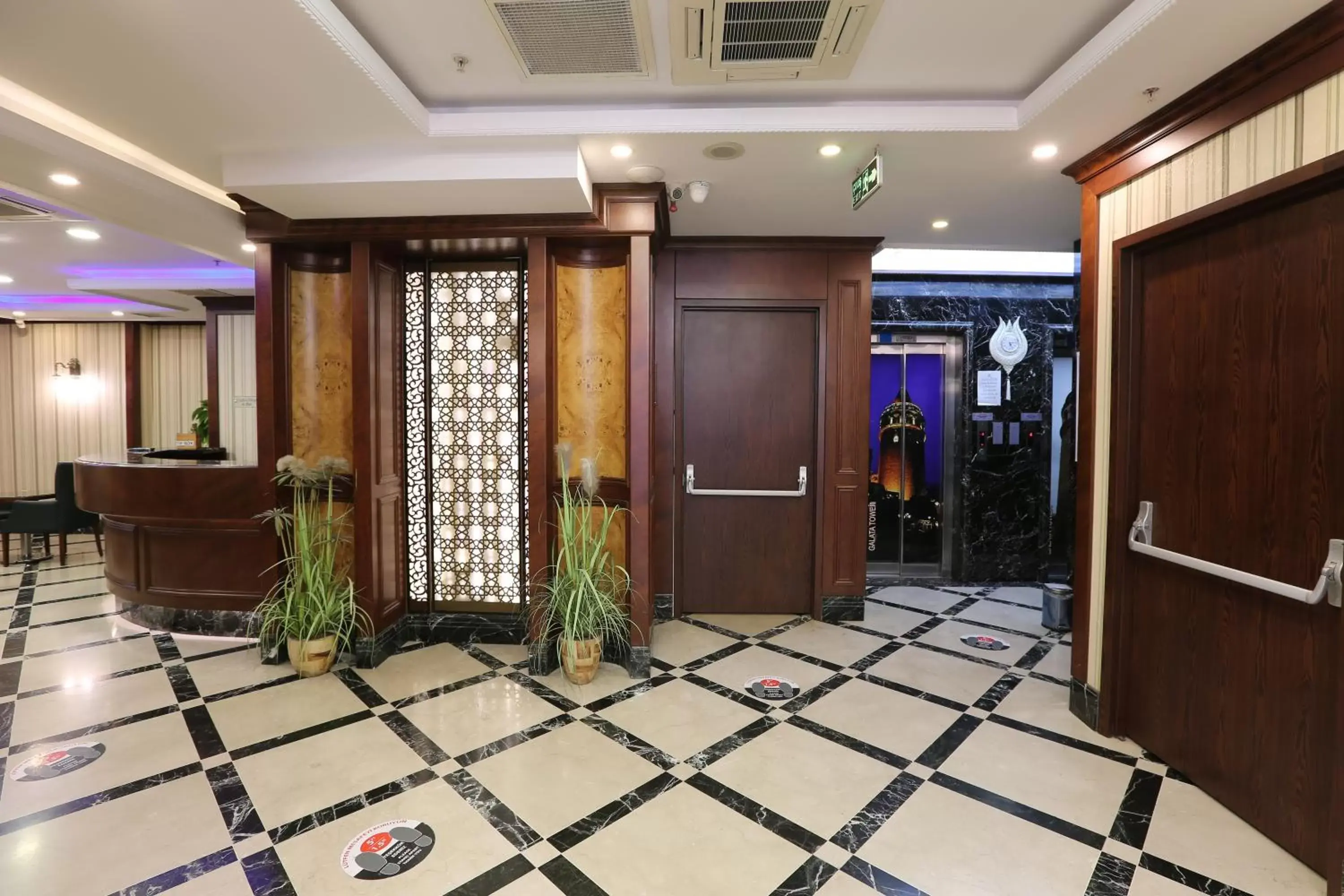 elevator, Lobby/Reception in Alpinn Hotel Istanbul