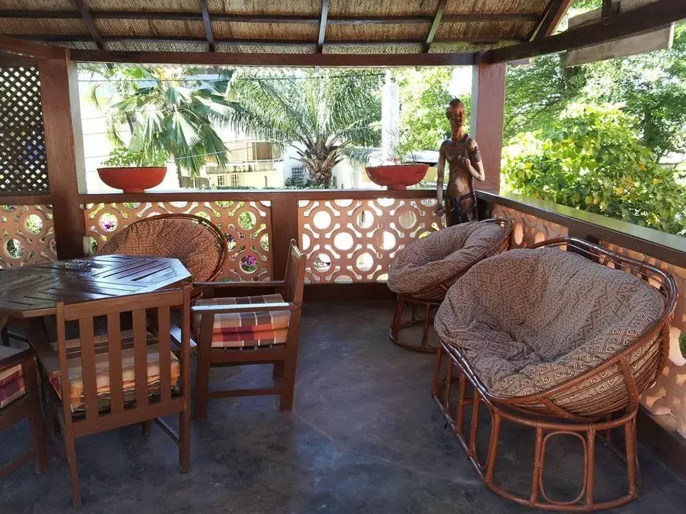 Patio, Seating Area in Hotel Aurore Lomé