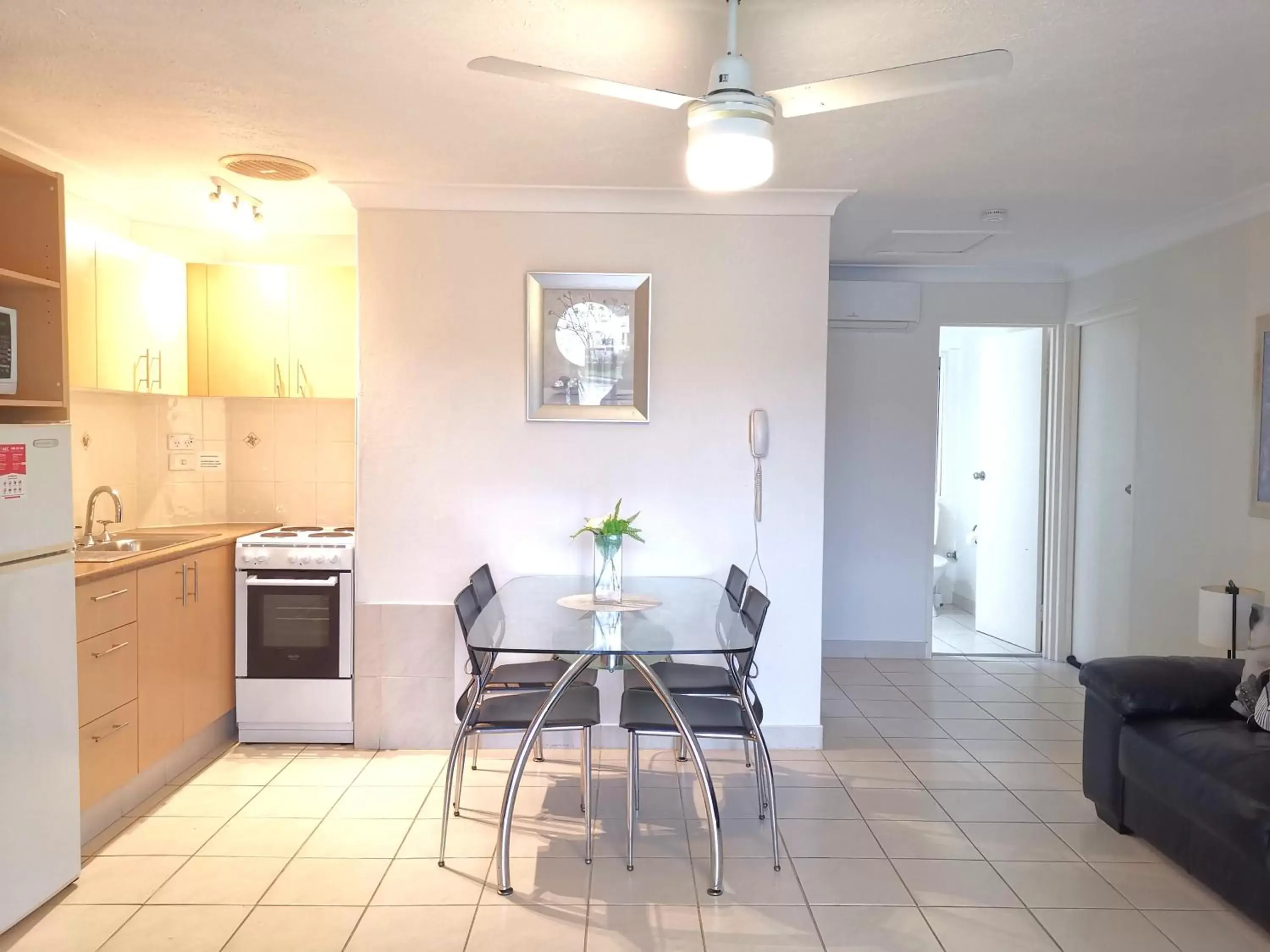 Dining Area in Bay of Palms