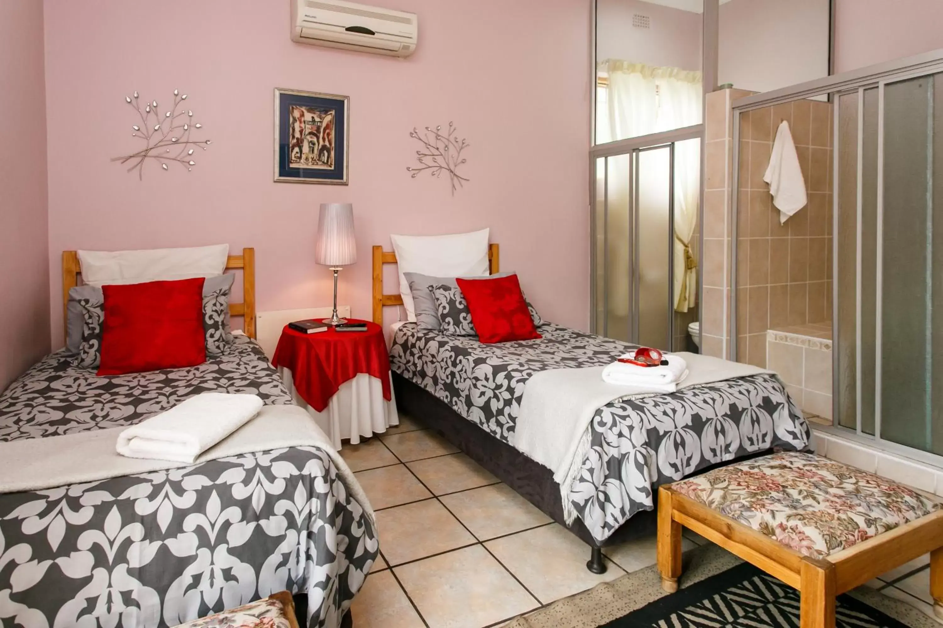 Twin Room in Langenhoven B&B Twin Room in Langenhoven B&B