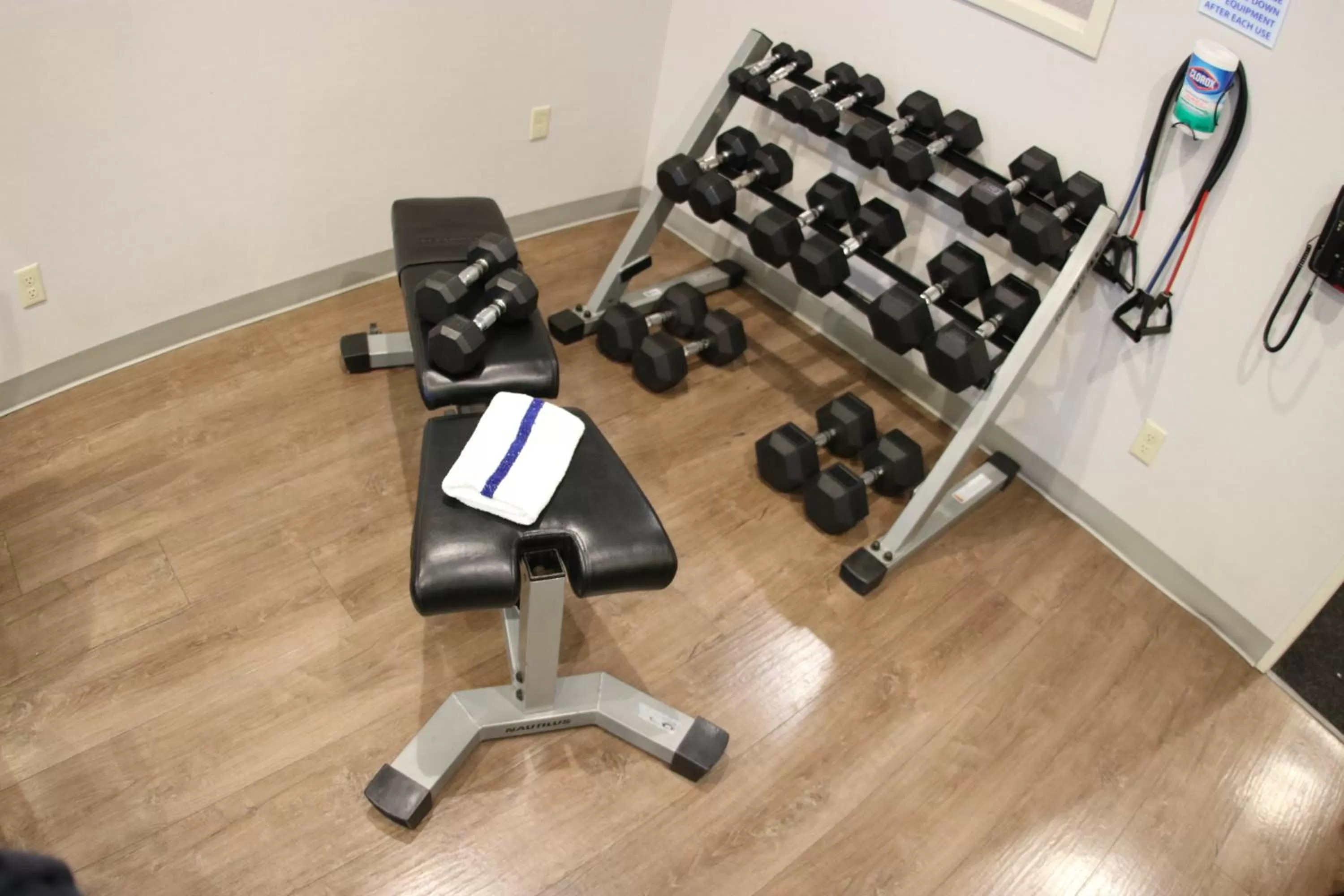 Fitness centre/facilities in Holiday Inn Express & Suites Cheney by IHG