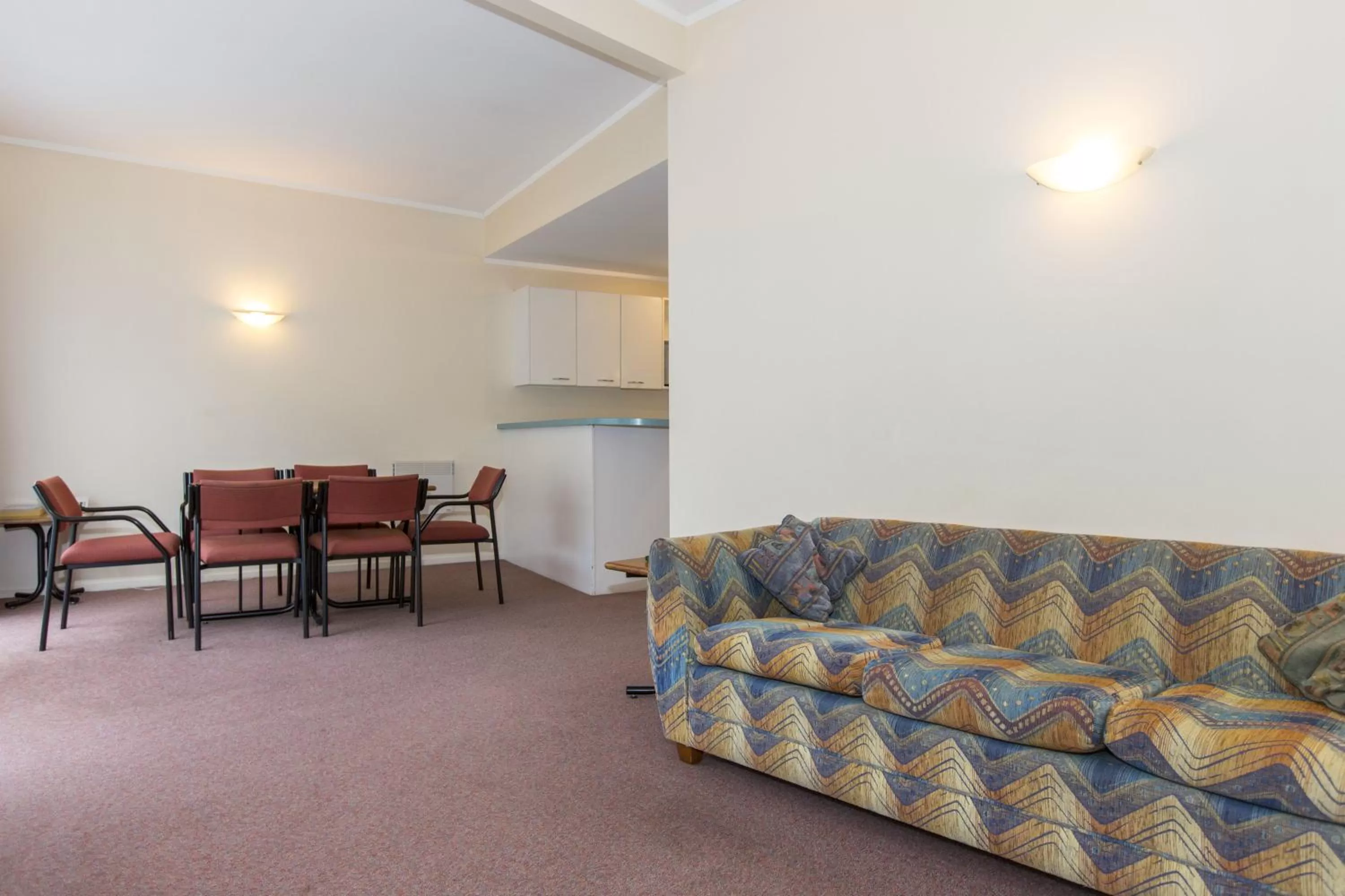 Photo of the whole room in Fernhill Motor Lodge