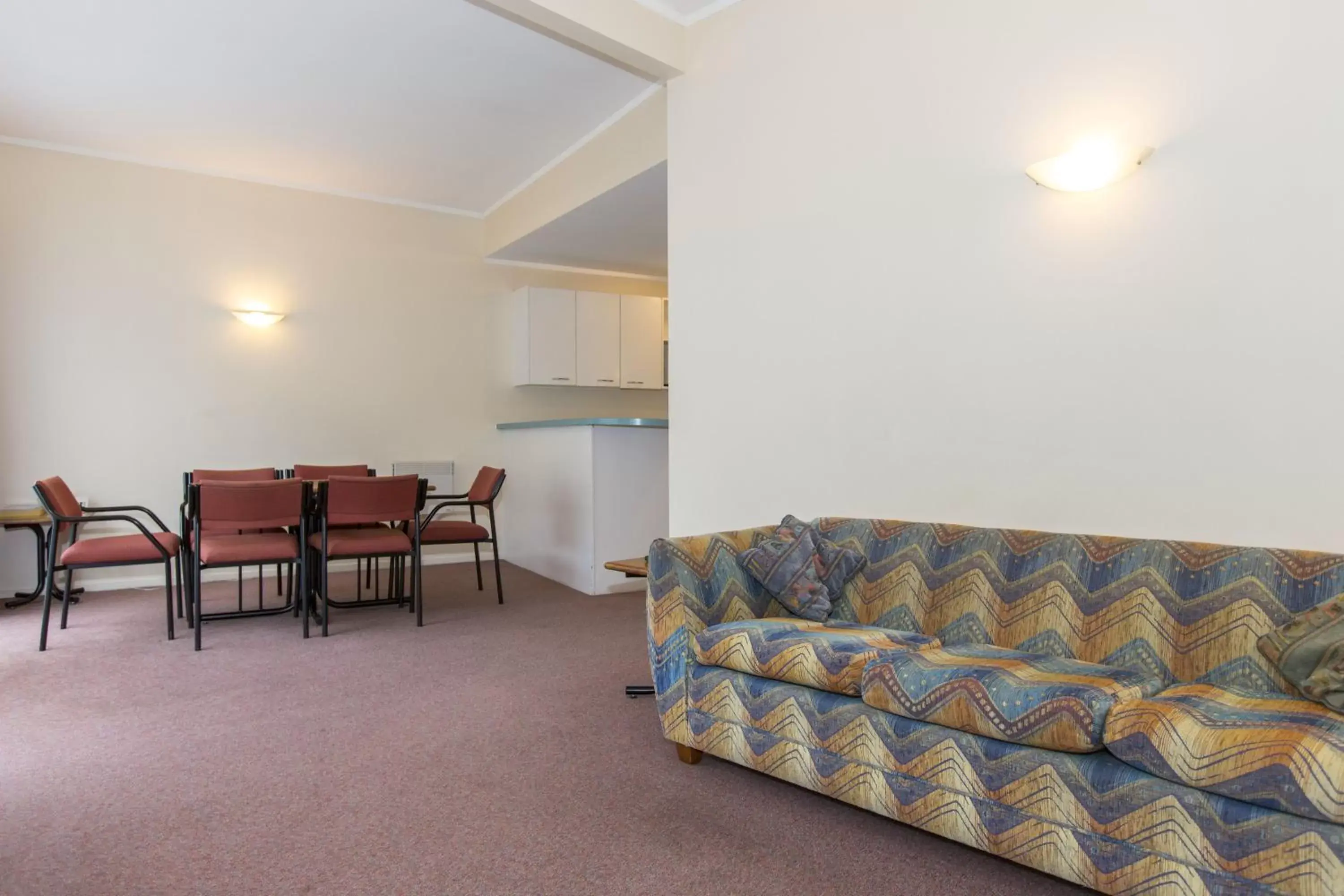 Photo of the whole room, Seating Area in Fernhill Motor Lodge