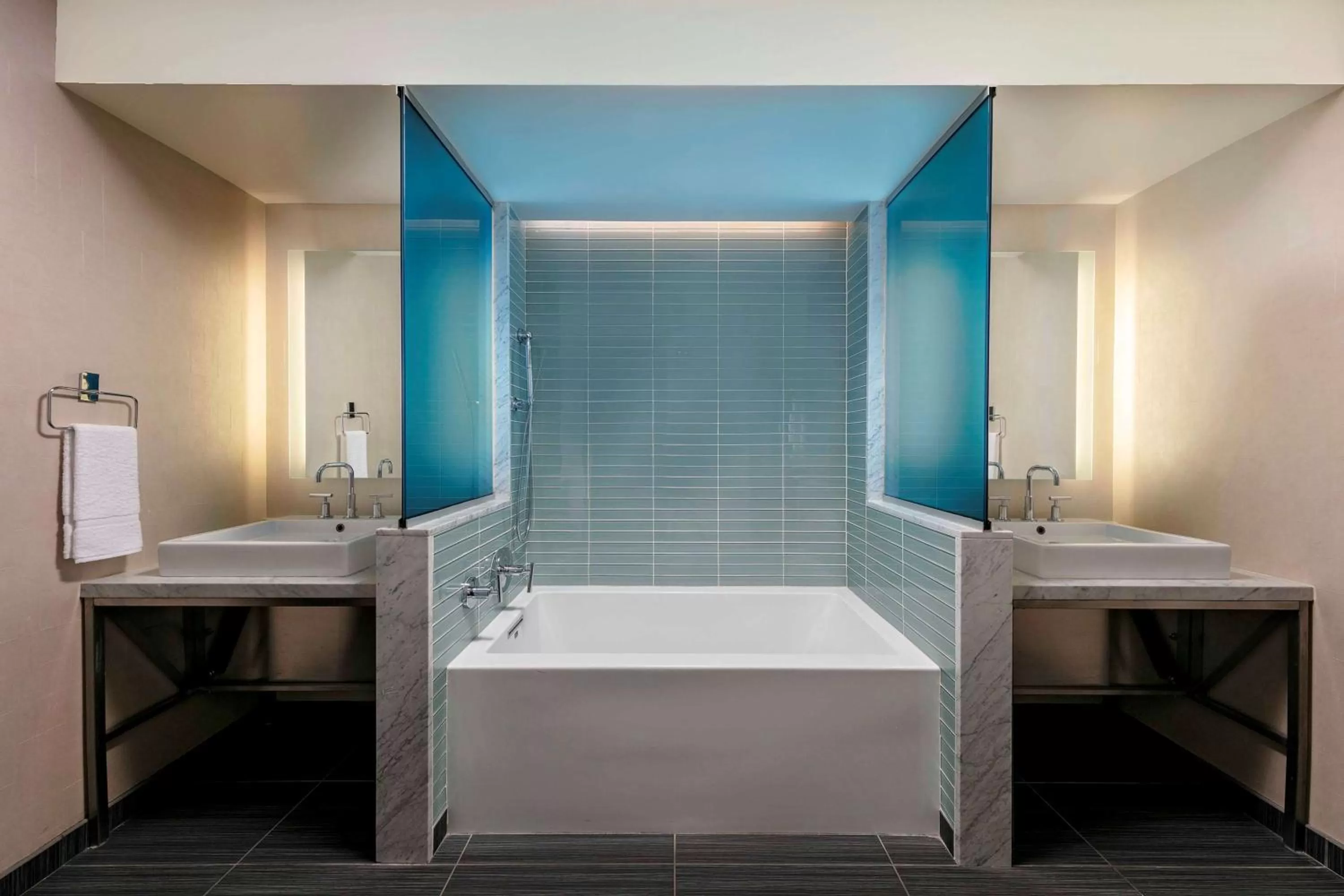 Bathroom in The Royal Sonesta Chicago Downtown