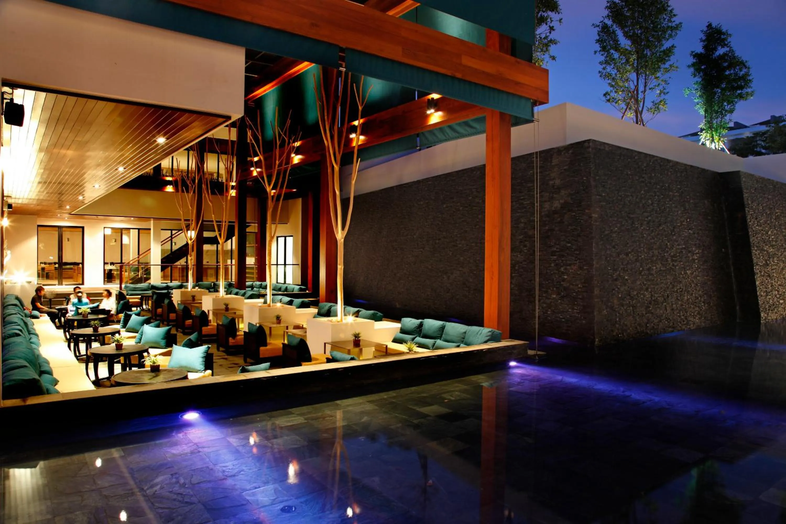 Restaurant/places to eat in Nap Patong