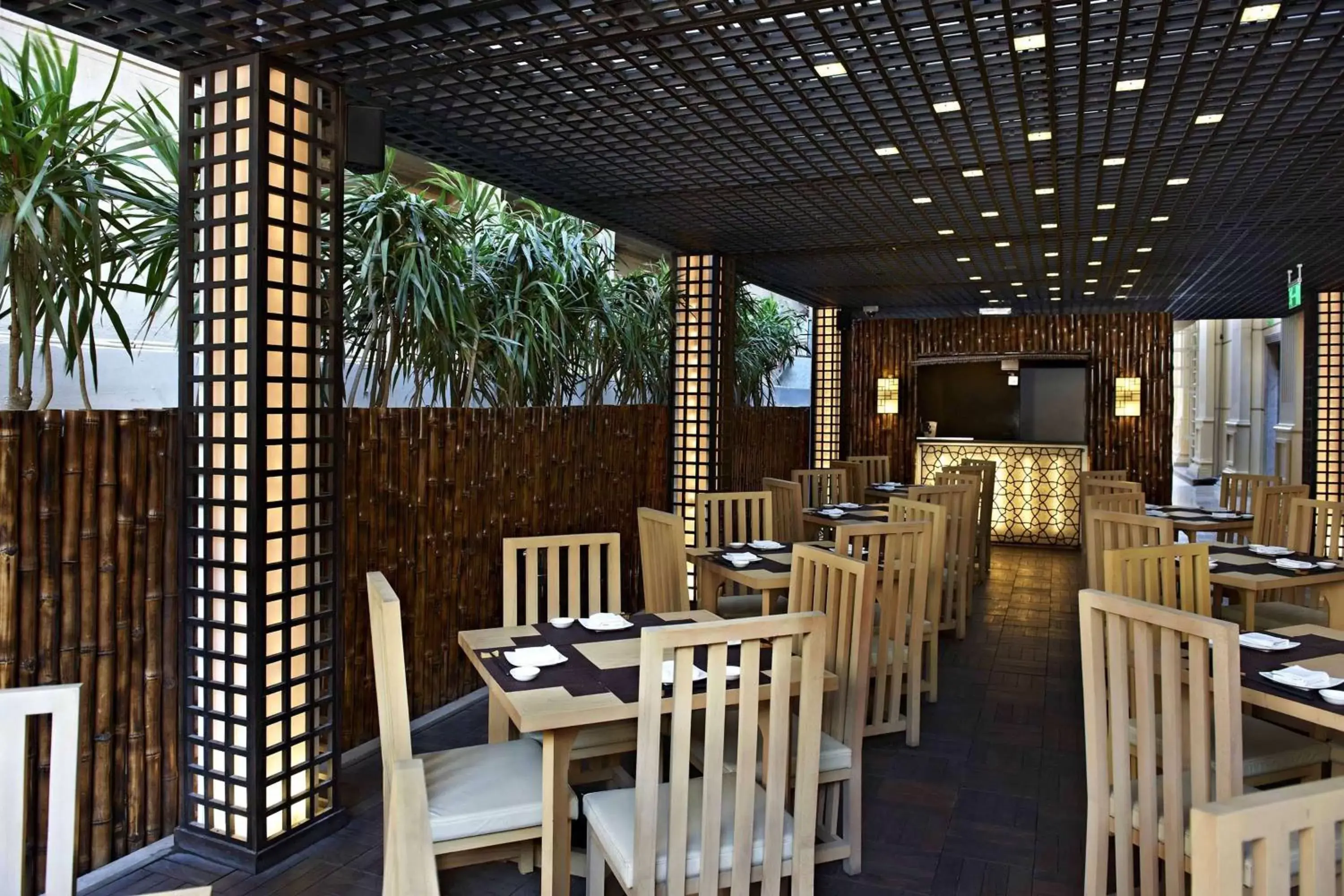 Restaurant/Places to Eat in Hilton Cairo Zamalek Residences
