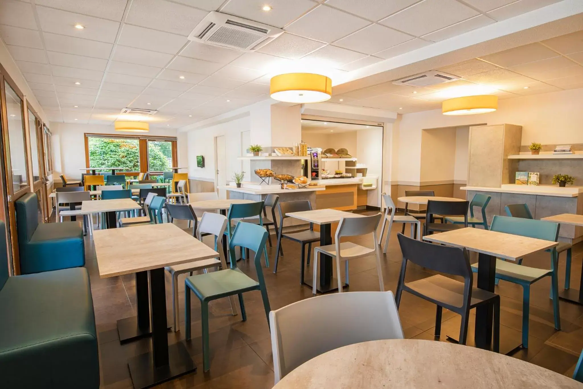 Breakfast, Restaurant/Places to Eat in ibis budget Grenoble Voreppe