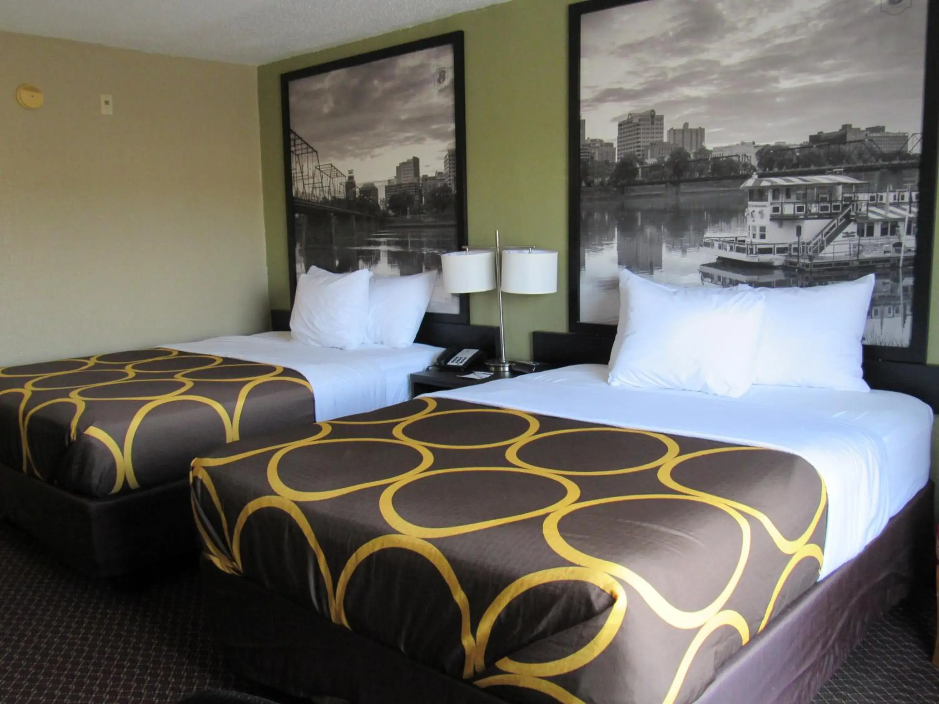 Bed in Super 8 by Wyndham New Cumberland