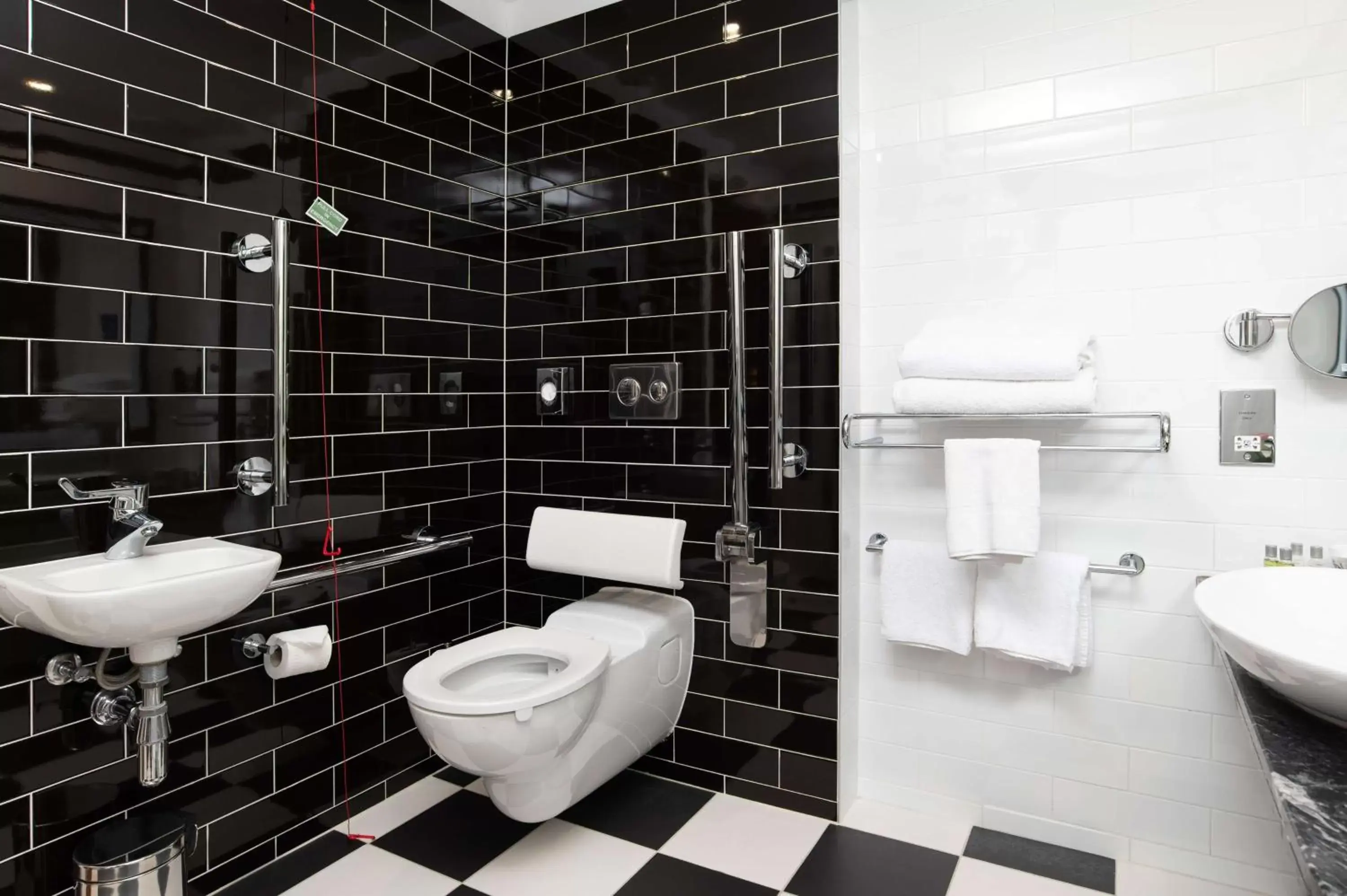 Bathroom in Hilton London Wembley