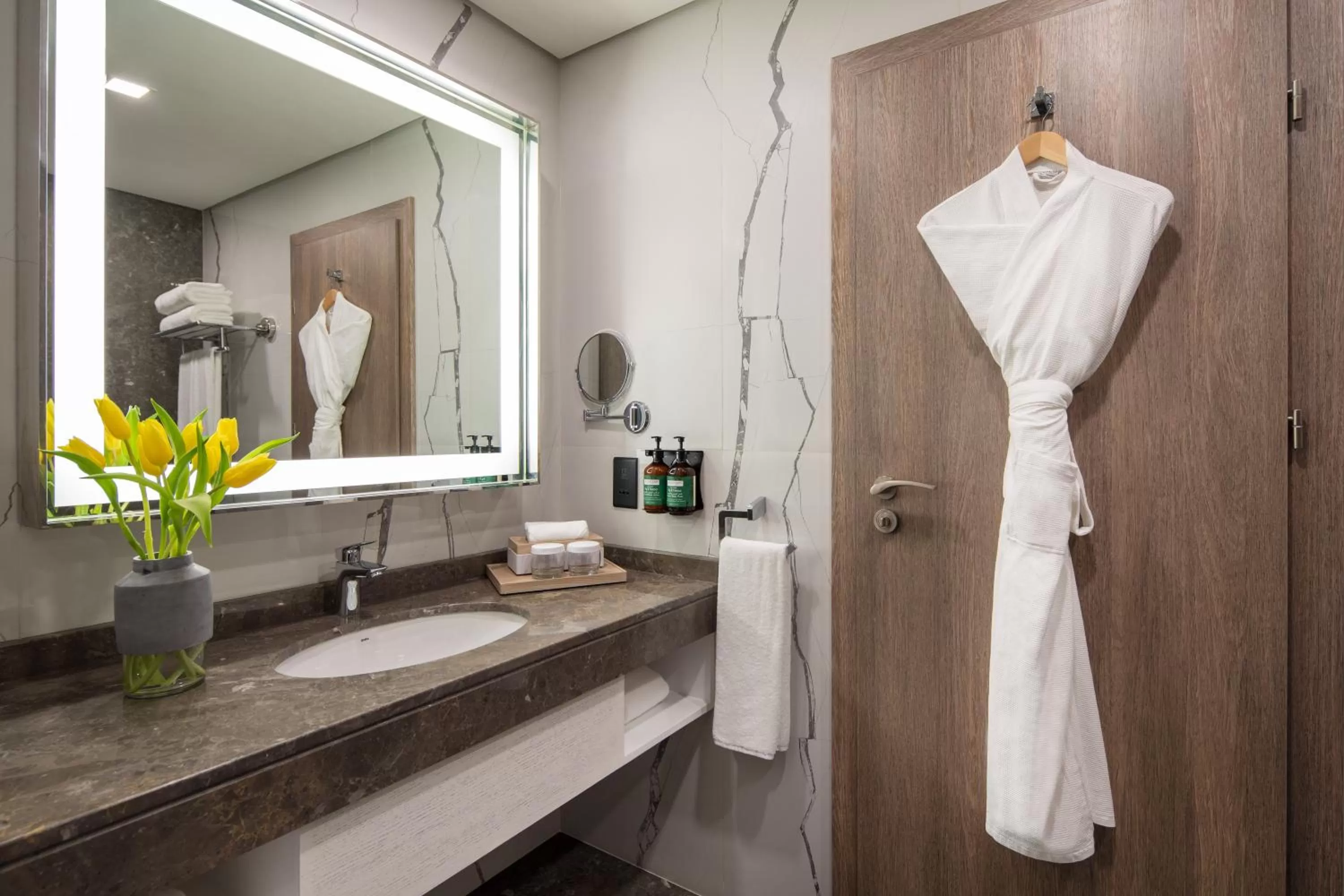 Bathroom in voco Dubai The Palm by IHG