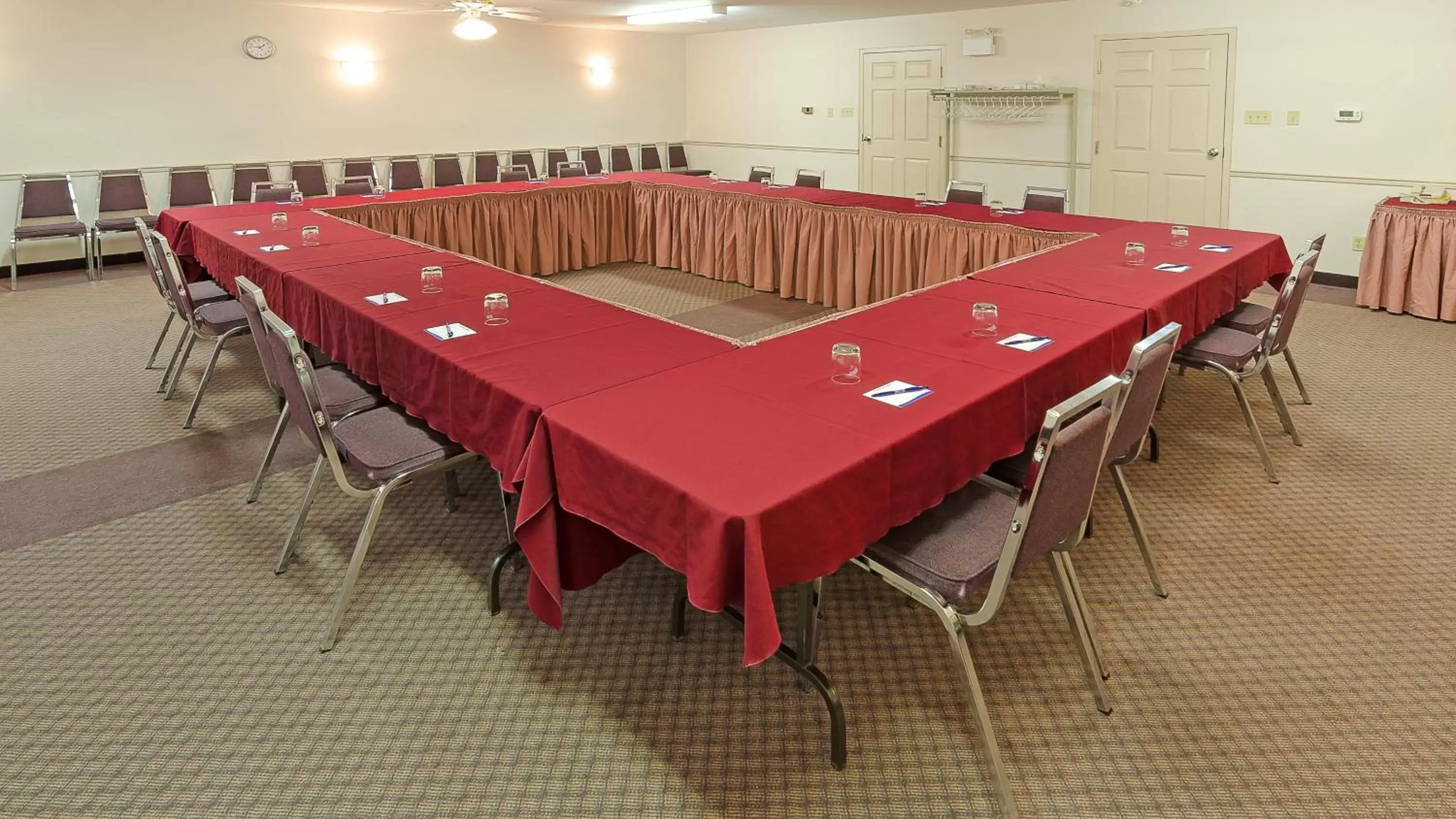 Banquet/Function facilities in Coastal Inn Sackville