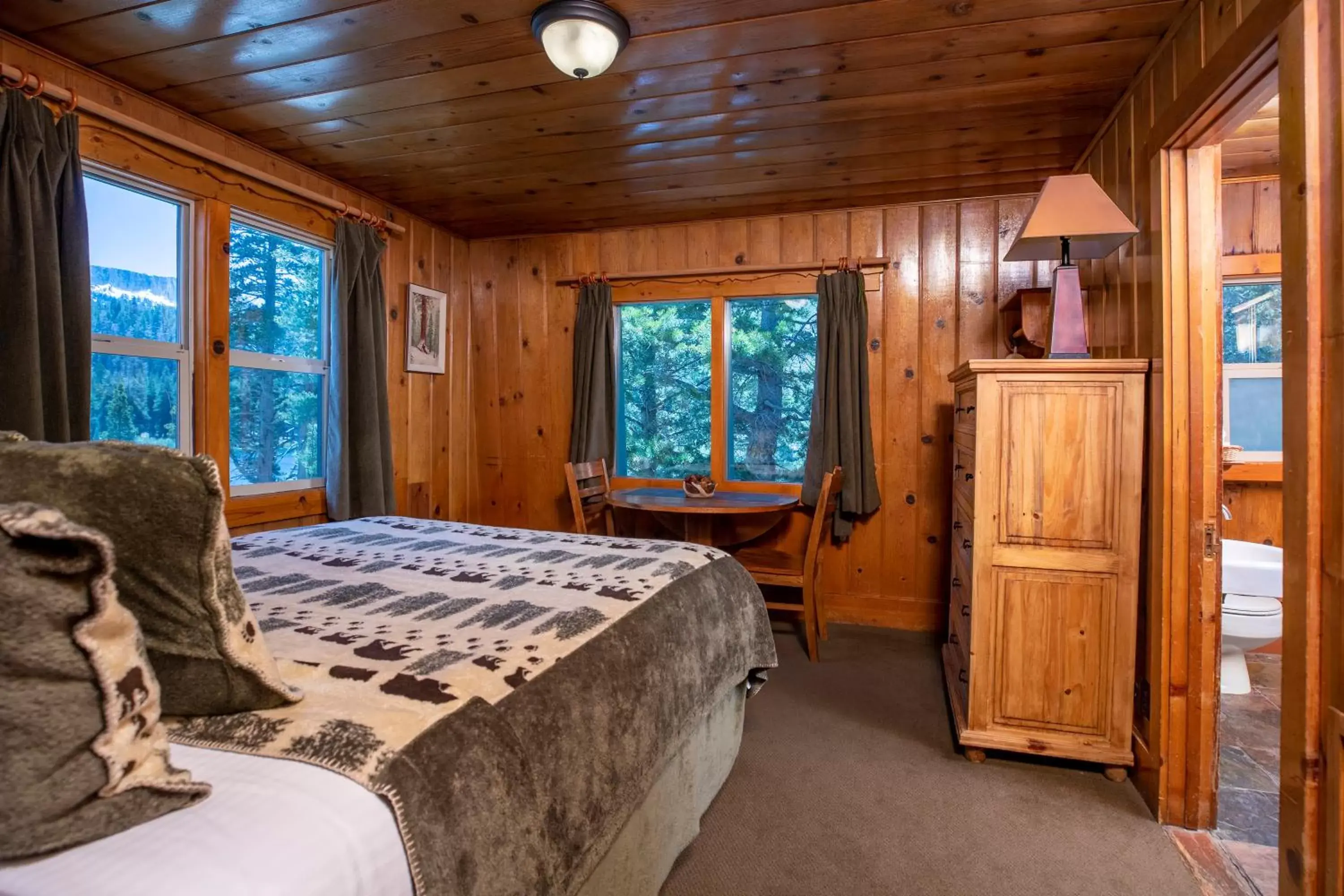 Bed in Tamarack Lodge