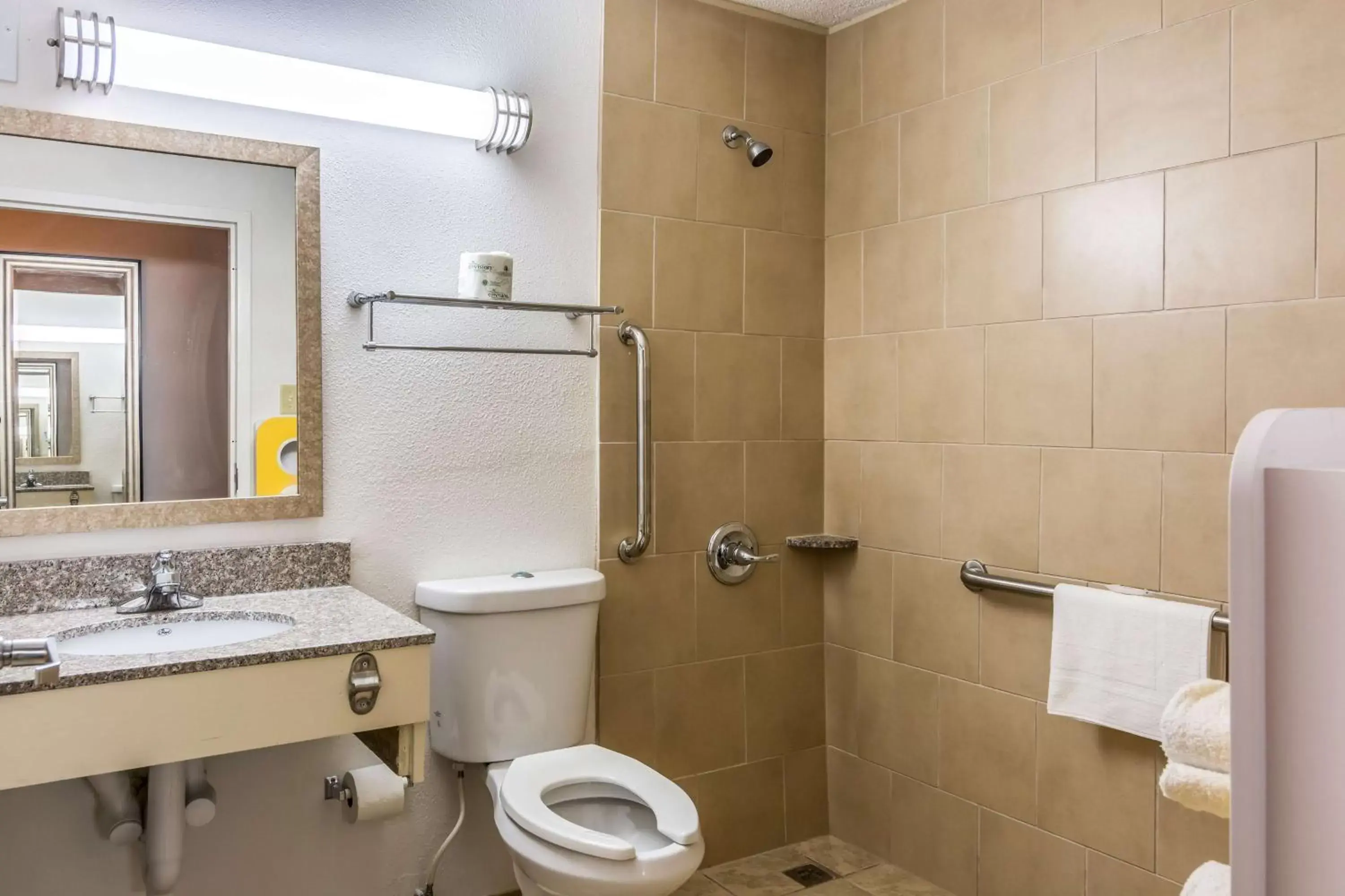 Shower, Bathroom in Motel 6-Petersburg, VA - Fort Lee