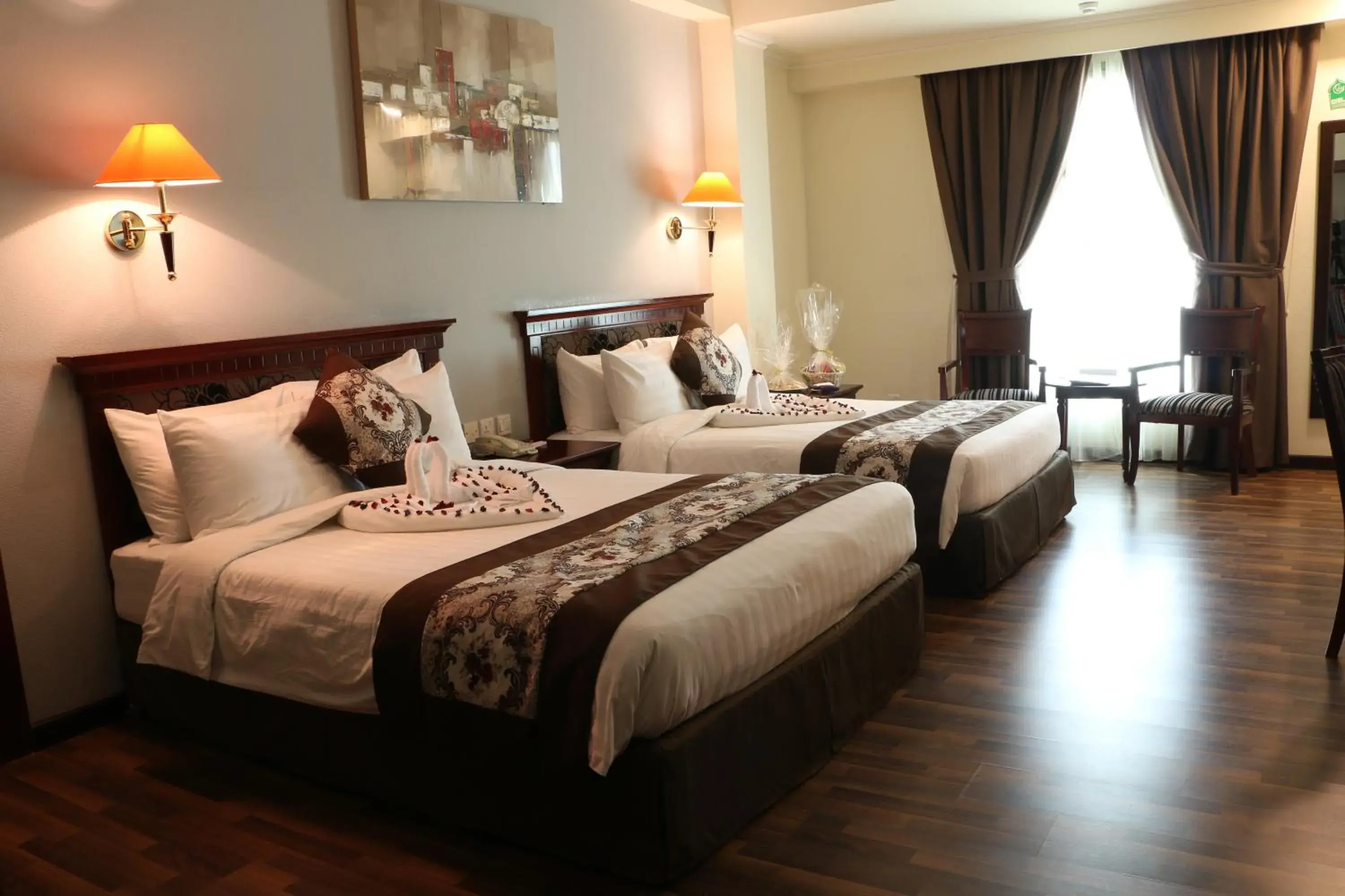 Bedroom, Bed in Pars International Hotel