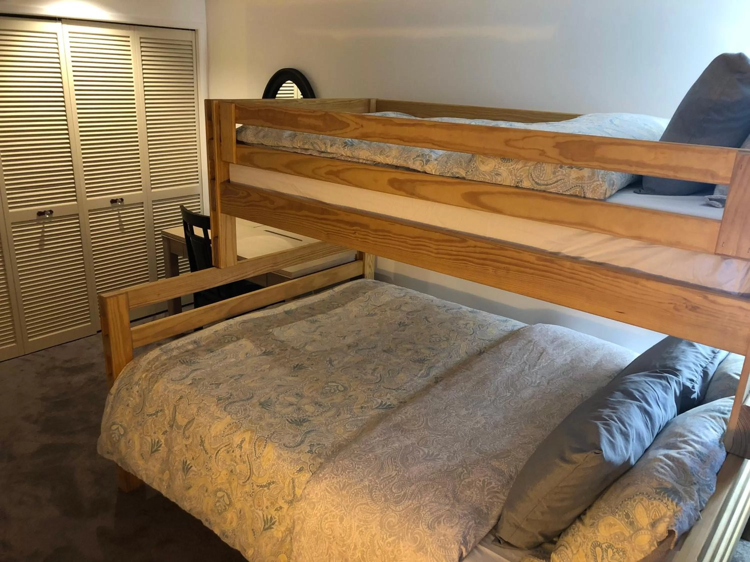 Bunk Bed in 好丘。Hacho House