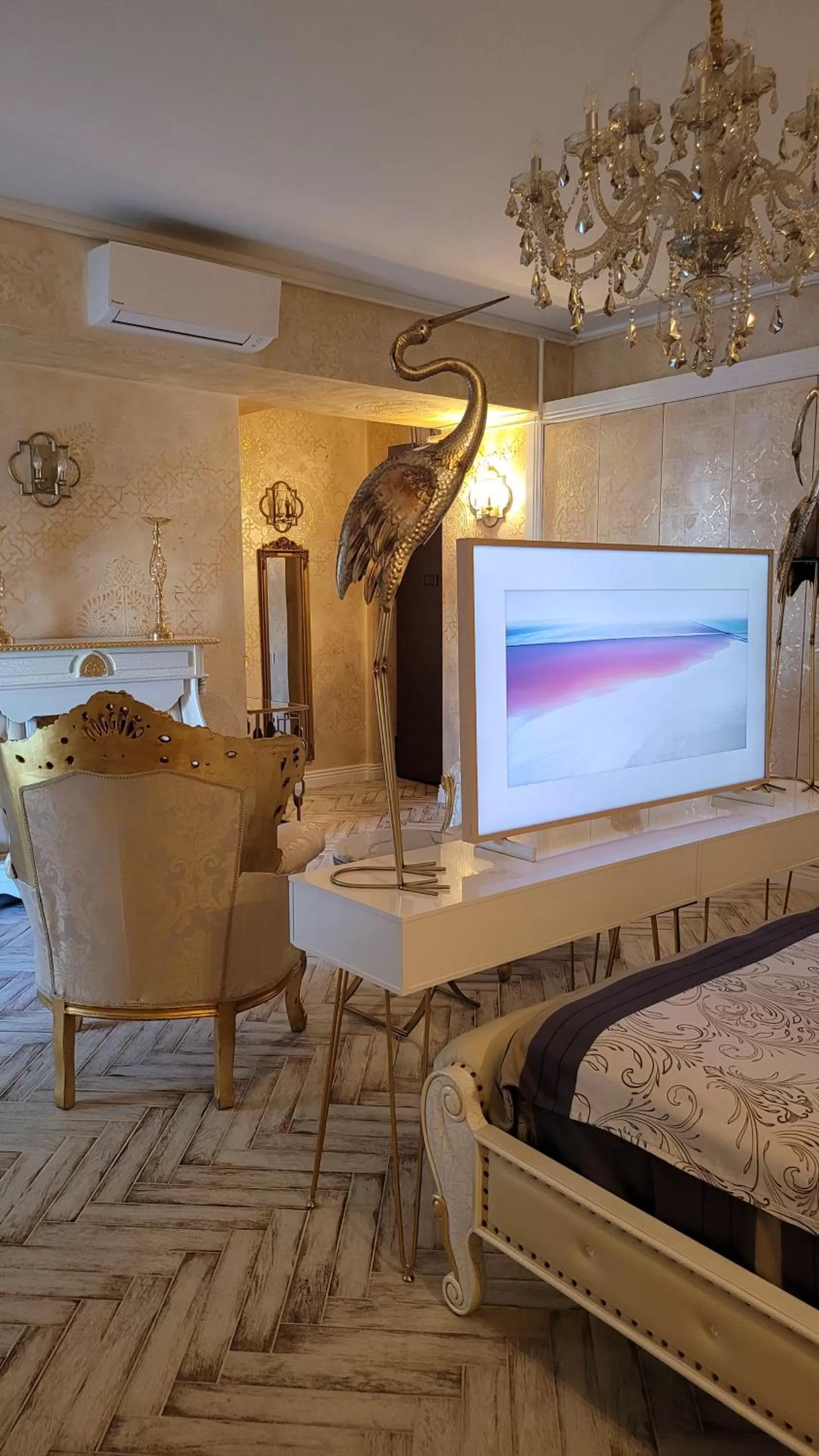 Bed in Terrace Suites Iasi