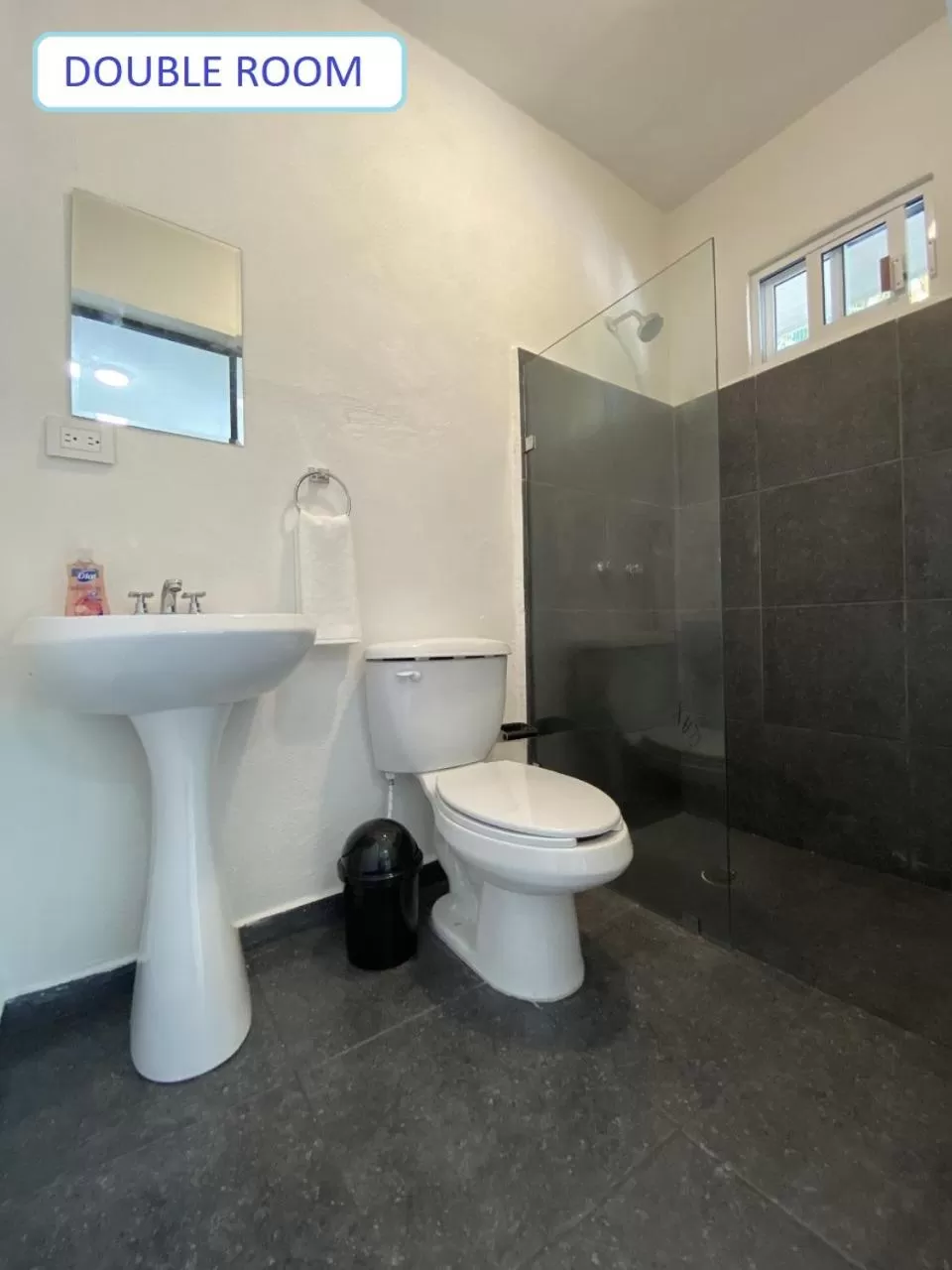 Bathroom in Casa Colibrí El Cuyo