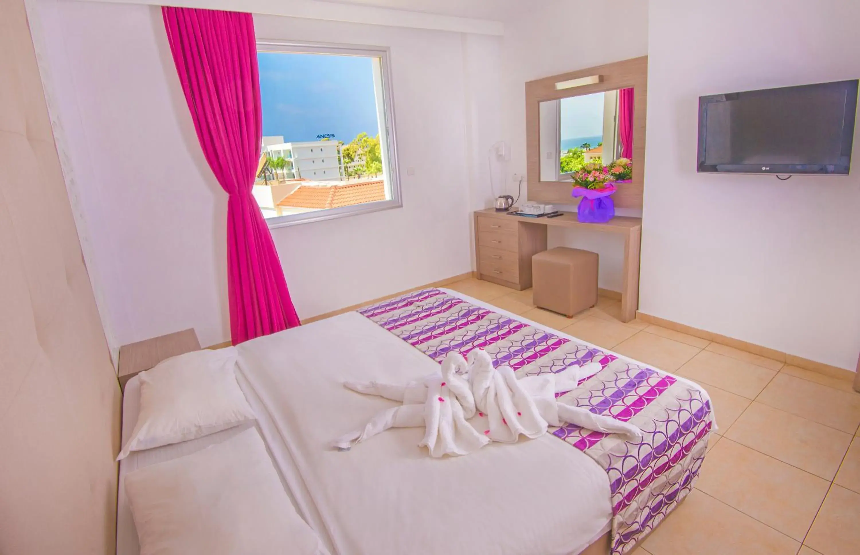 Bedroom, Bed in New Famagusta Hotel & Suites