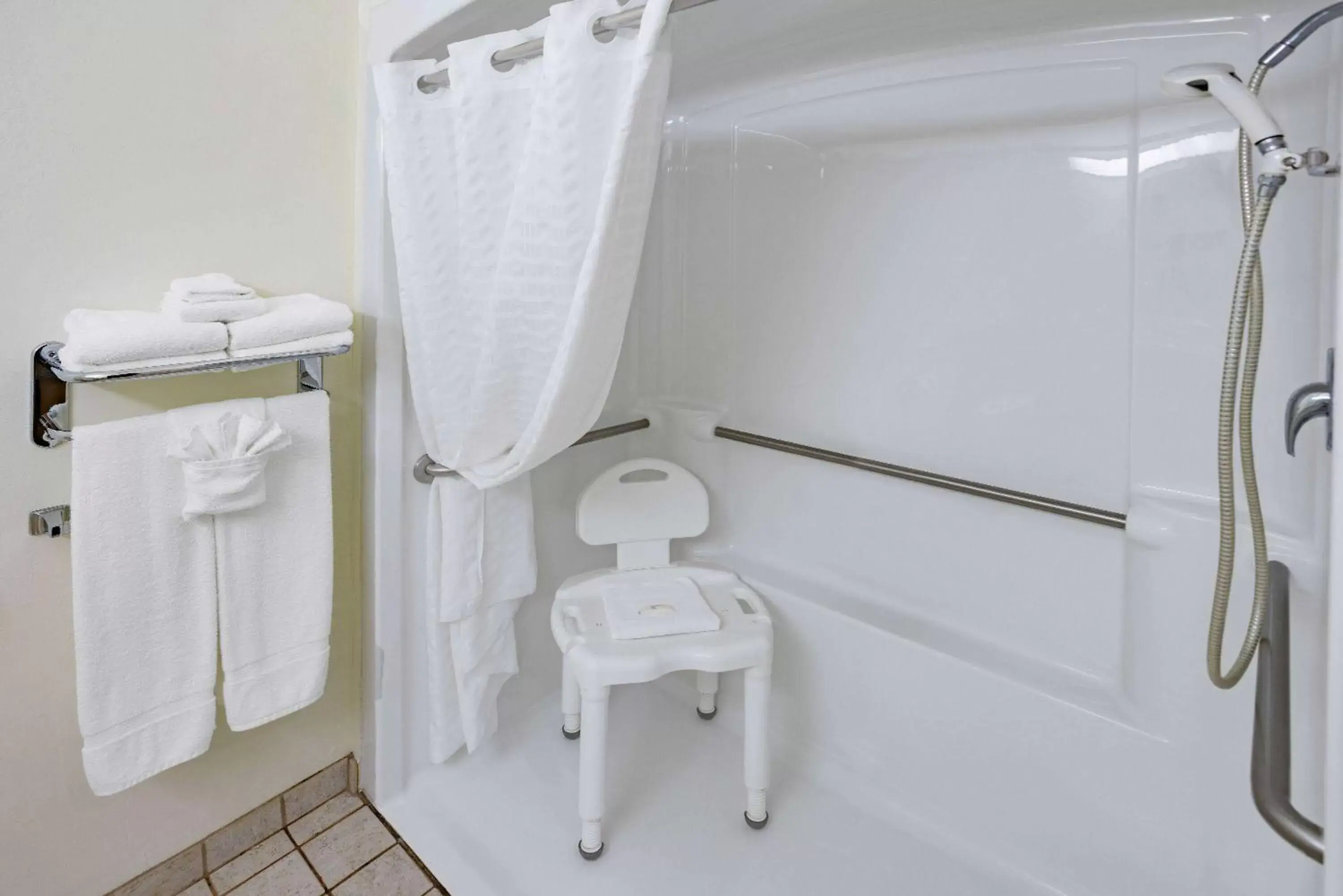 Shower, Bathroom in Microtel Inn & Suites by Wyndham Plattsburgh