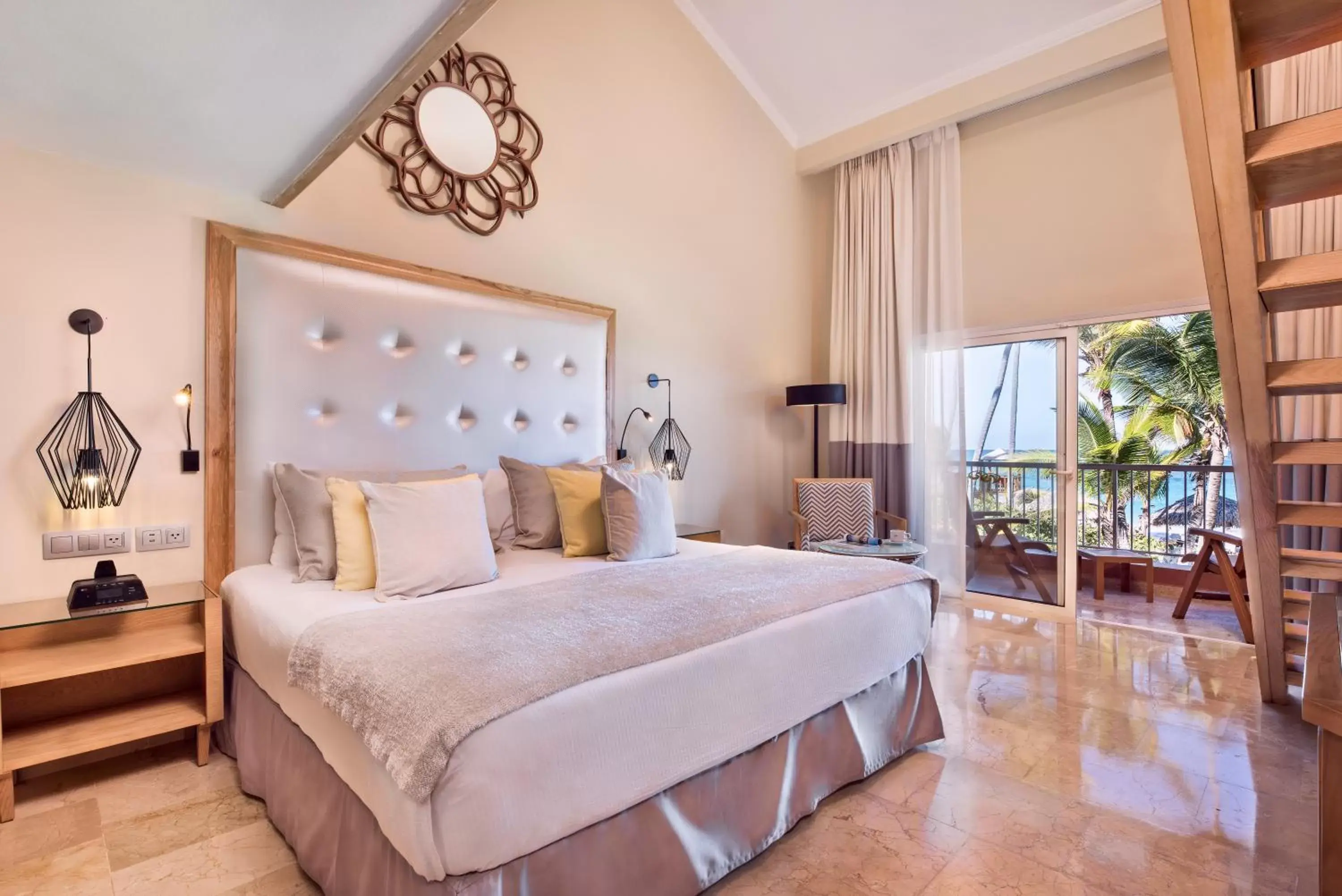 Bed in Grand Palladium Palace Resort Spa & Casino - All Inclusive Bed in Grand Palladium Palace Resort Spa & Casino - All Inclusive