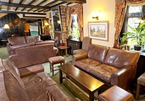 Lounge or bar in Roebuck by Greene King Inns