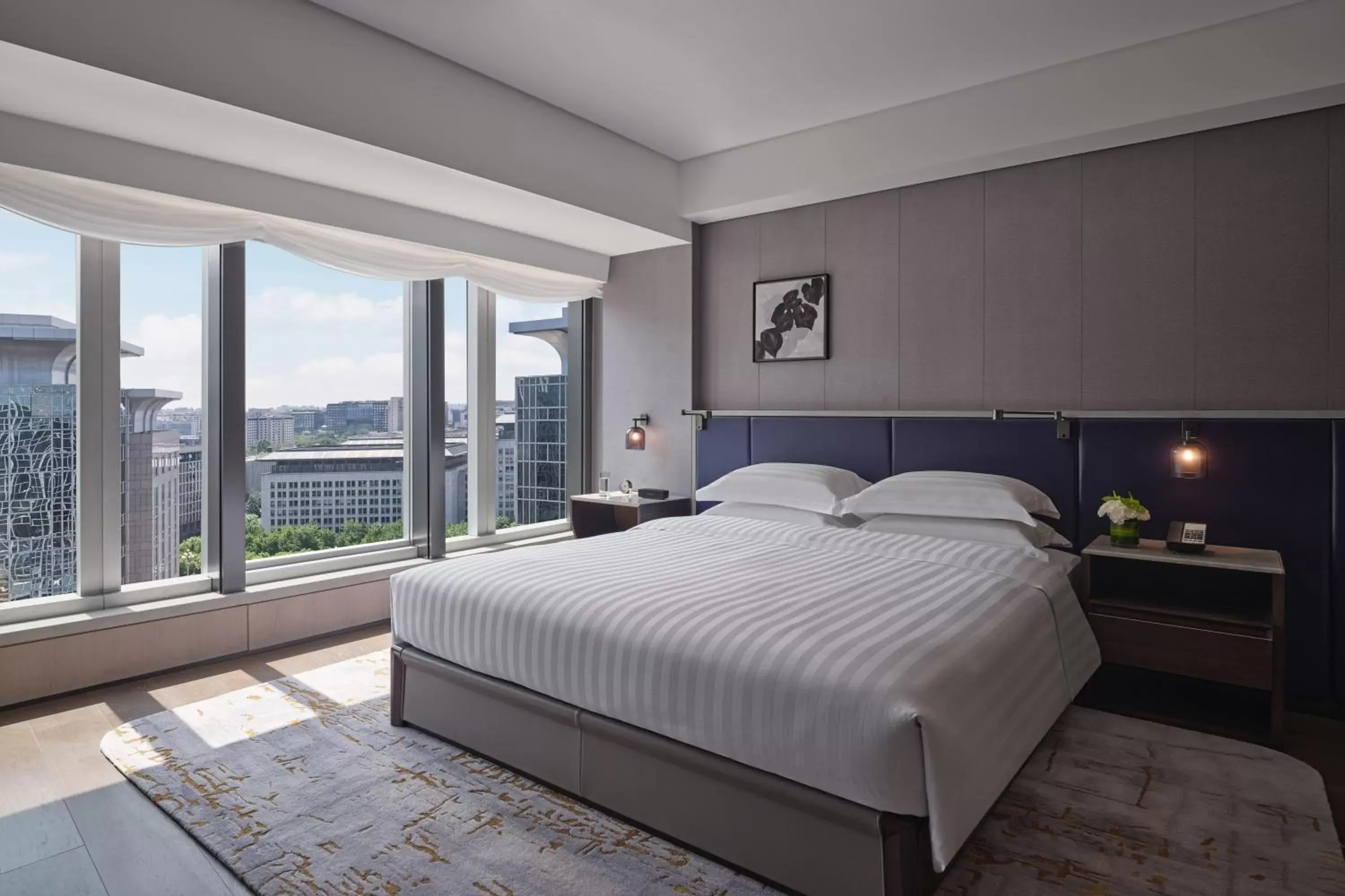 Bedroom, Bed in Grand Hyatt Beijing