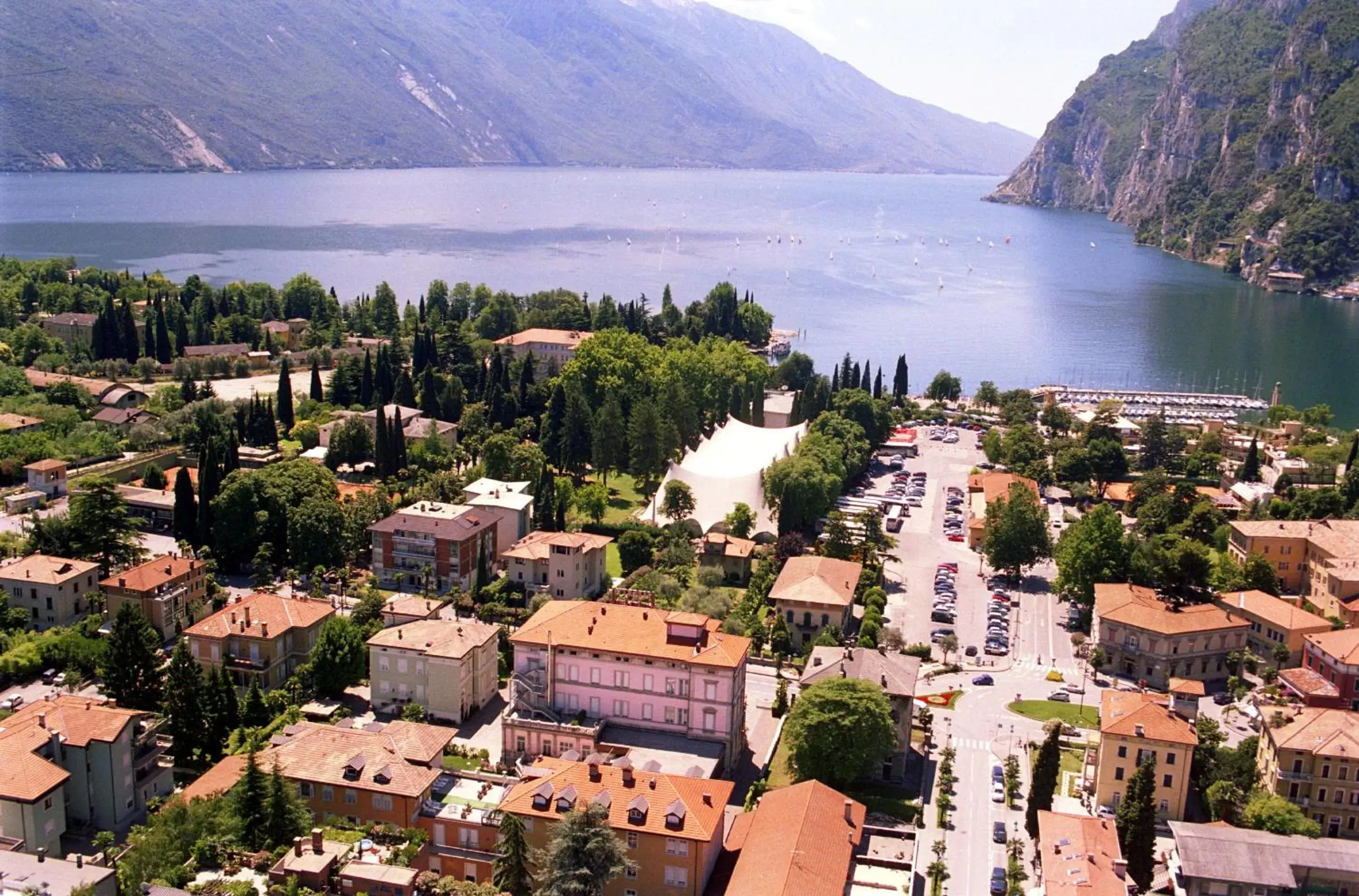 Bird's eye view, Bird's-eye View in Grand Hotel Liberty