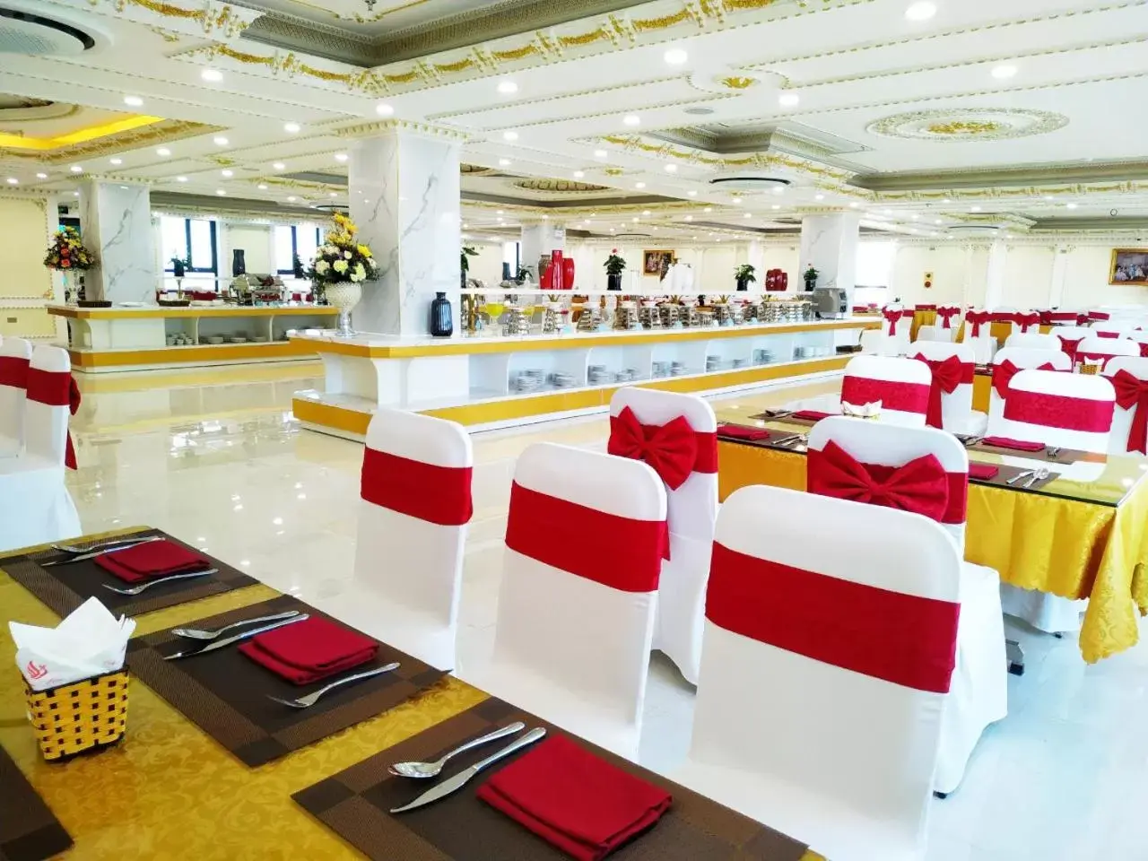 Restaurant/places to eat in Khách Sạn Phượng Hoàng 3 Restaurant/places to eat in Khách Sạn Phượng Hoàng 3